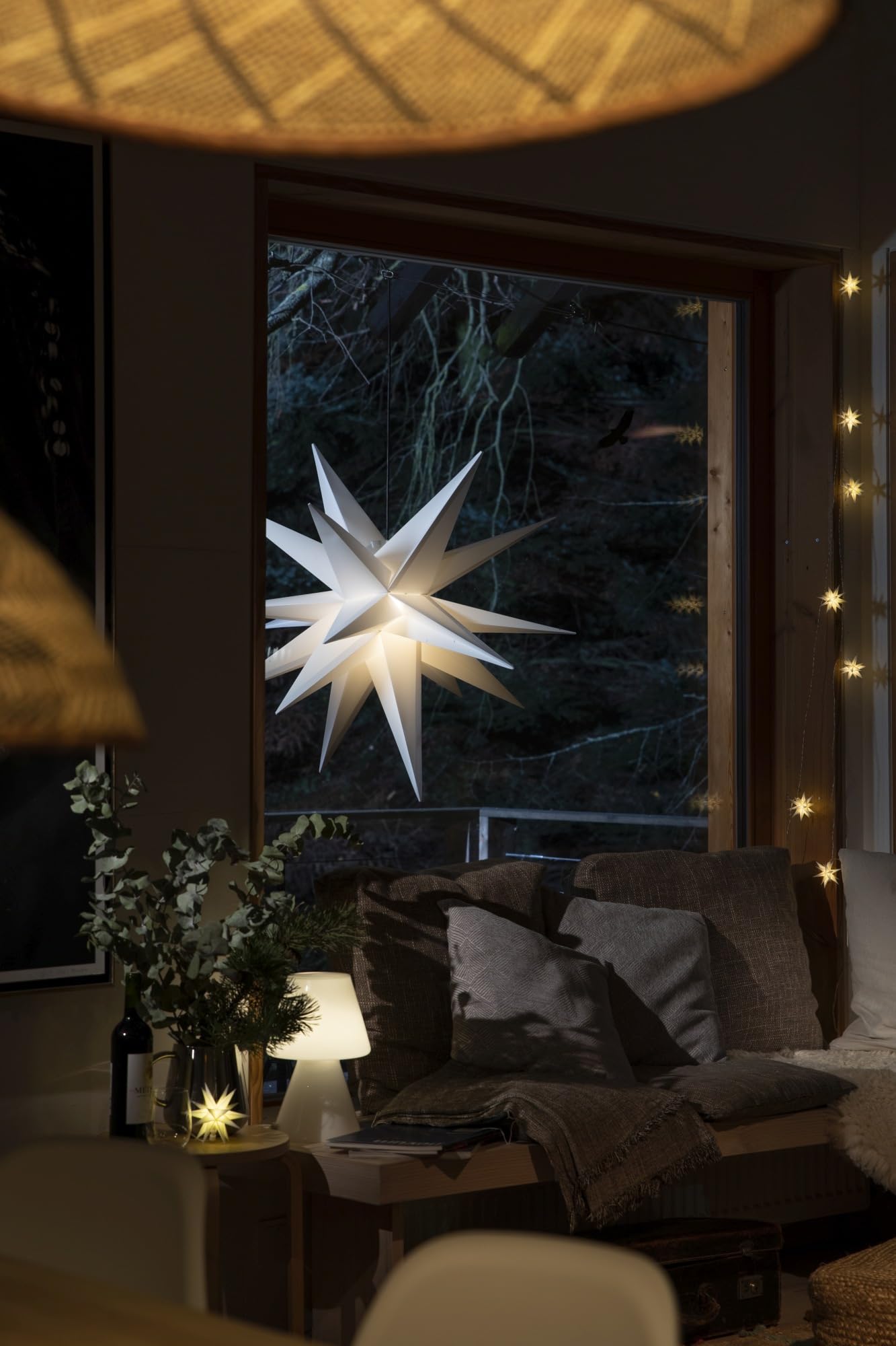 Novaliv Weihnachtsstern Dekostern 65cm Weiss für AUSSEN Kabel mit Trafo 3D Stern 18 Zackig Leuchtstern Weihnachtslicht Winterbeleuchtung 3D Stern Weihnachtslicht Xmas Lights