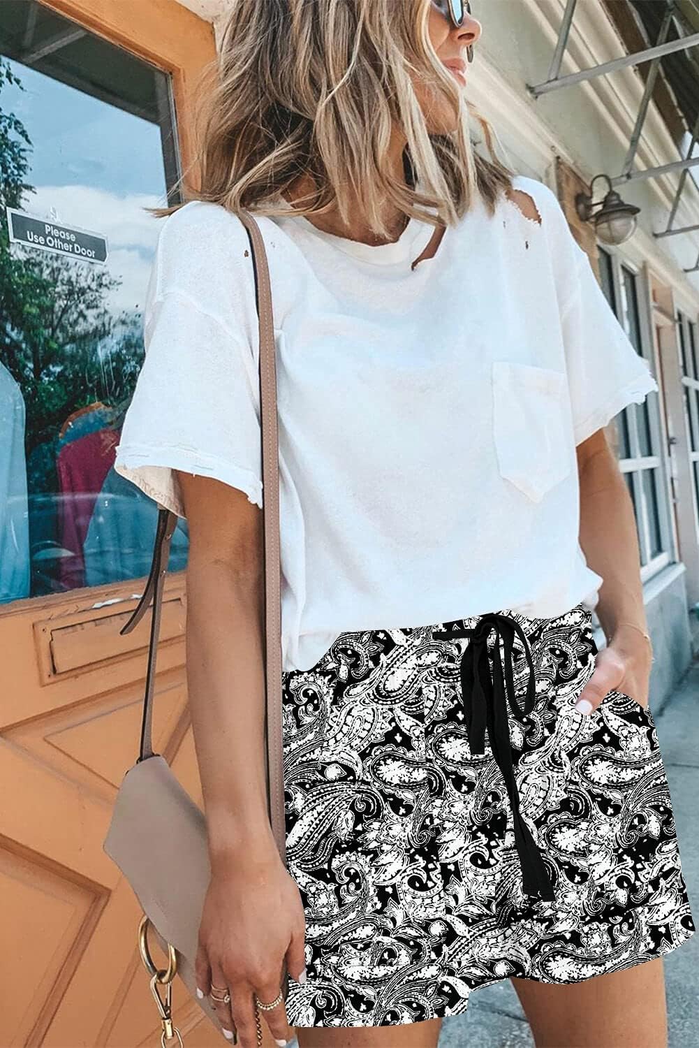 ONLYSHE Womens Casual Drawstring Shorts Summer Elastic Waist Shorts Pocketed Pants - Image 4