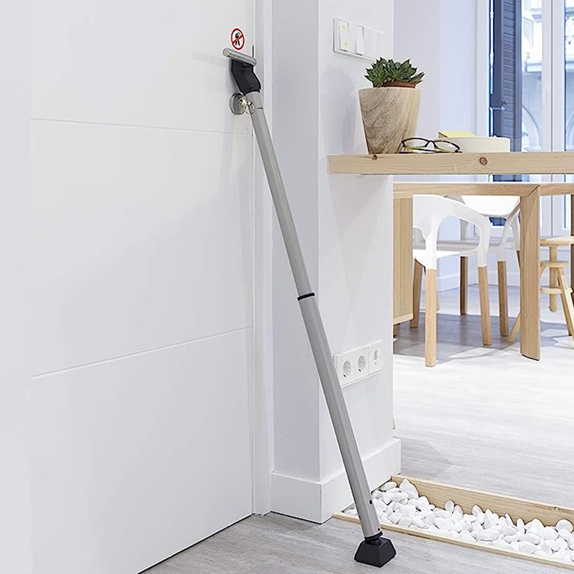 Barra antieffrazione - Blocco delle maniglie di porte e finestre - Tubo telescopico da 71 a 114 cm - Cunei in plastica morbida - Rilevatore di vibrazioni - Allarme da 100 dB - Facile installazione