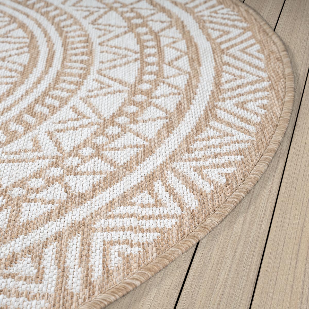 the carpet Mistra - robuster Teppich, modern, langlebig und pflegeleicht, In- und Outdoor, Wohnzimmer, ideal für Küche, Flur und Wintergarten, flachgewebt, Natur, 120 x 120 cm Rund