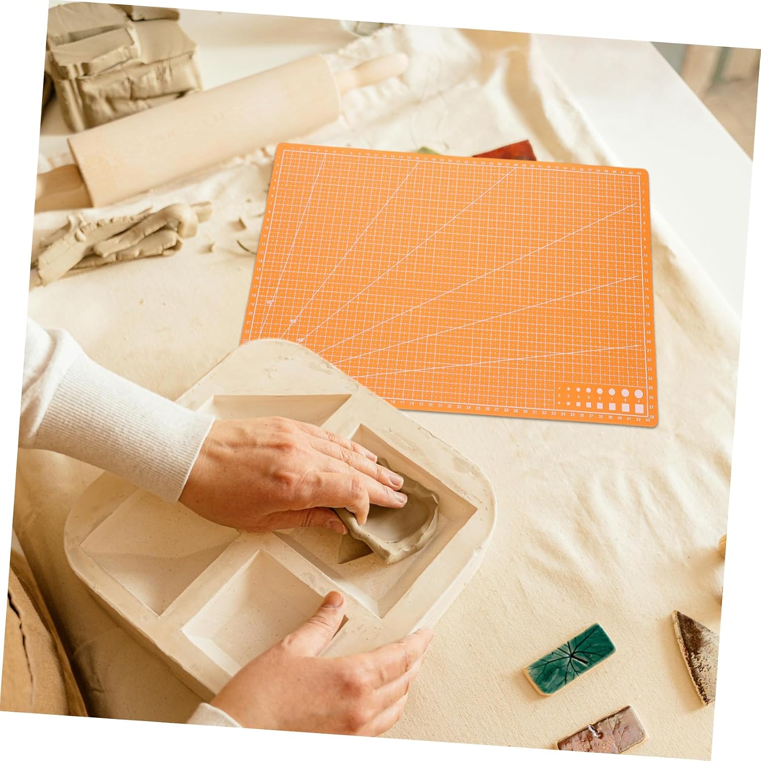 STOBOK 2pcs Double Sided Cutting Pad Plastic Cutting Mats Cutting Board Crafts Making Mat Cutting Mats for Crafts Handcrafts Mat Quilting Cutting Mats Non-slip Cutting Pad Orange Pp