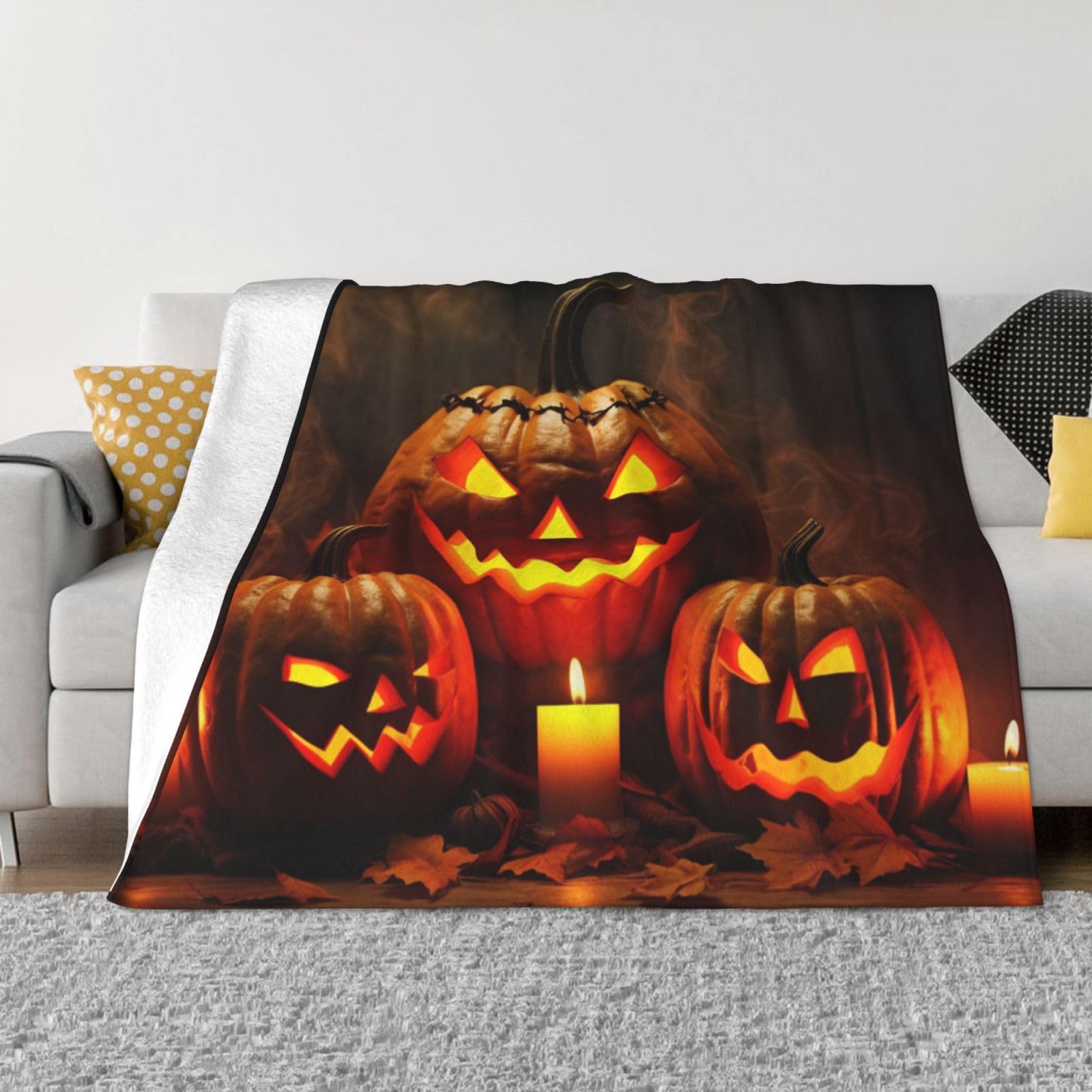 Couverture en micro polaire cadeau Halloween original pour cocooner au salon