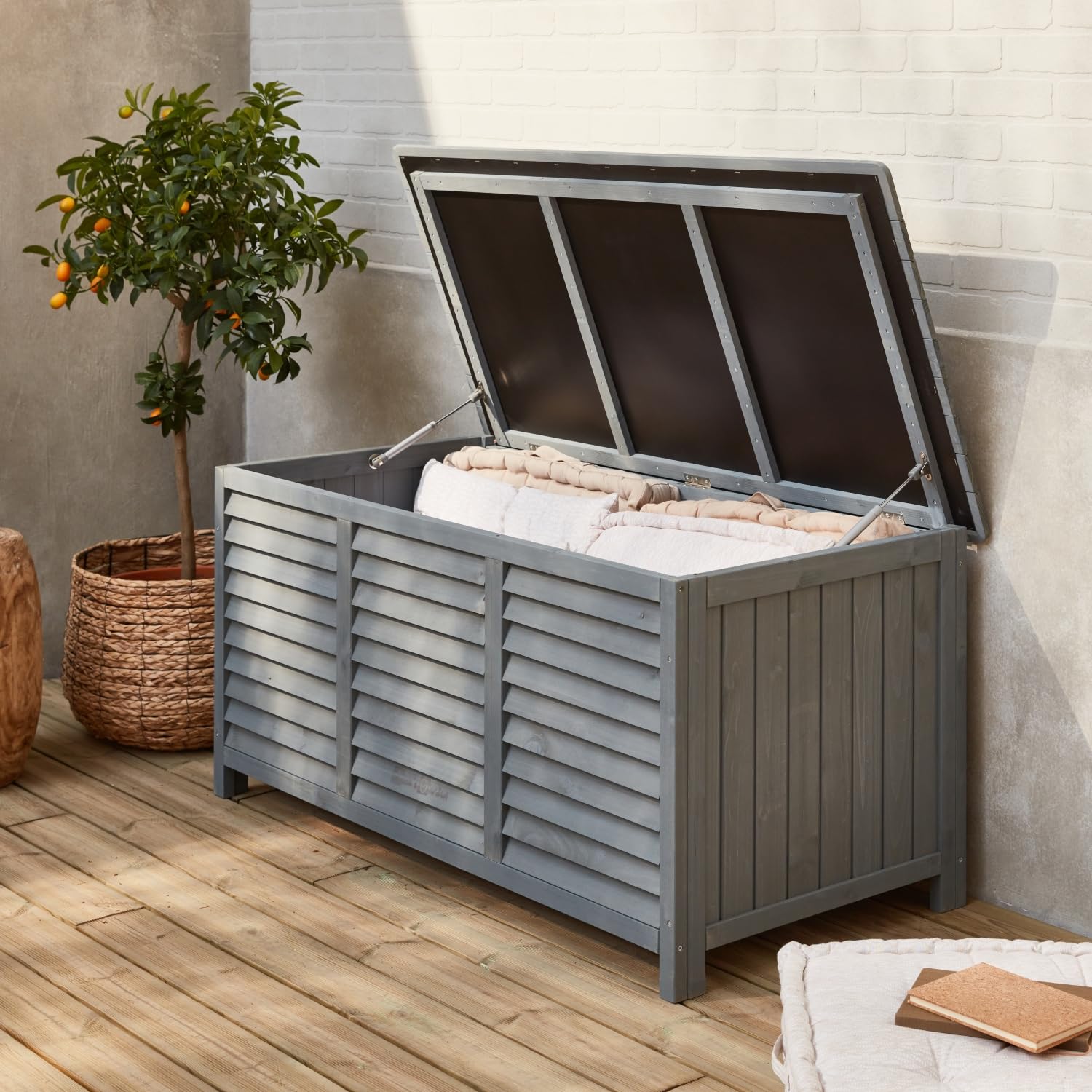 Alice's Garden - Coffre de rangement en bois. Castille. 330 litres. L130 x P64 x H60cm