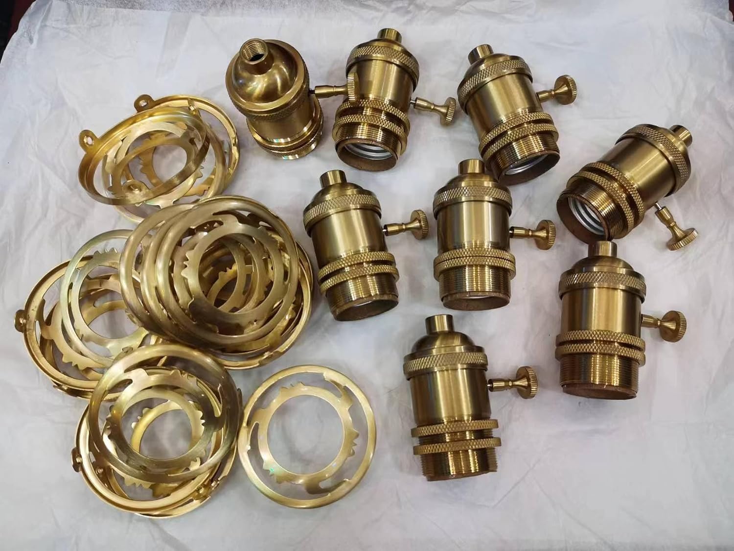 3 Pack Gold E26 E27 Edison Vintage Lamp Socket, Pendant Lamp Holder, Light Sockets Replacement, Antique Look for Industrial, Decorative, DIY Lighting, with Golden Key Switch Multi-Function Socket