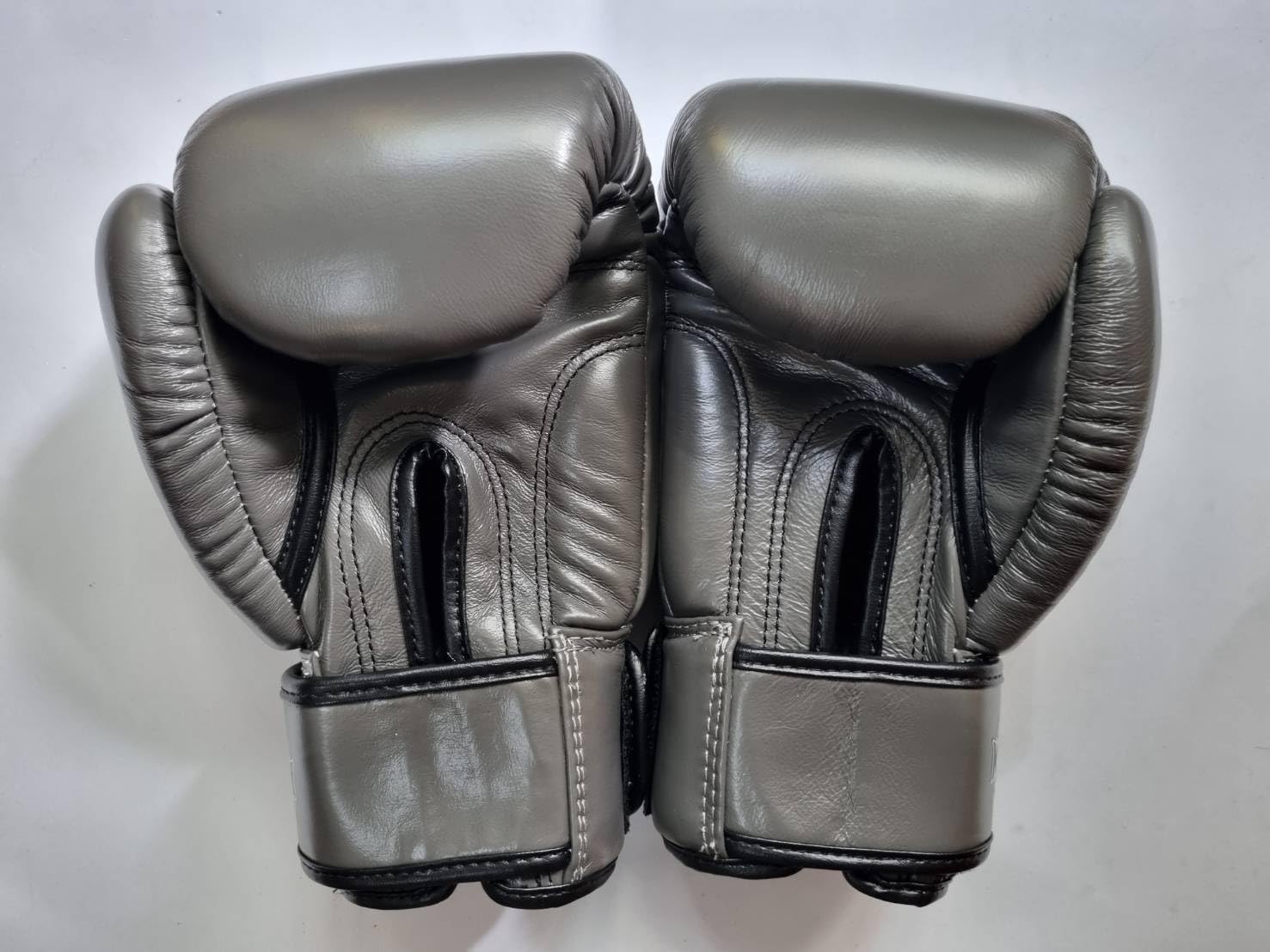 Amazon | ウィンディ WINDY Boxing Glove BGVH ボクシンググローブ 本
