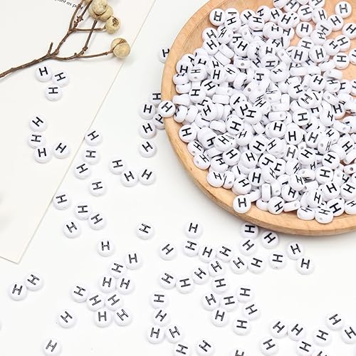 Miniatura 3 de GRTBIZI 100 cuentas redondas de letras acrílicas de 0.157 x 0.276 pulgadas, cuentas blancas de la letra H para pulseras, collares, fabricación de