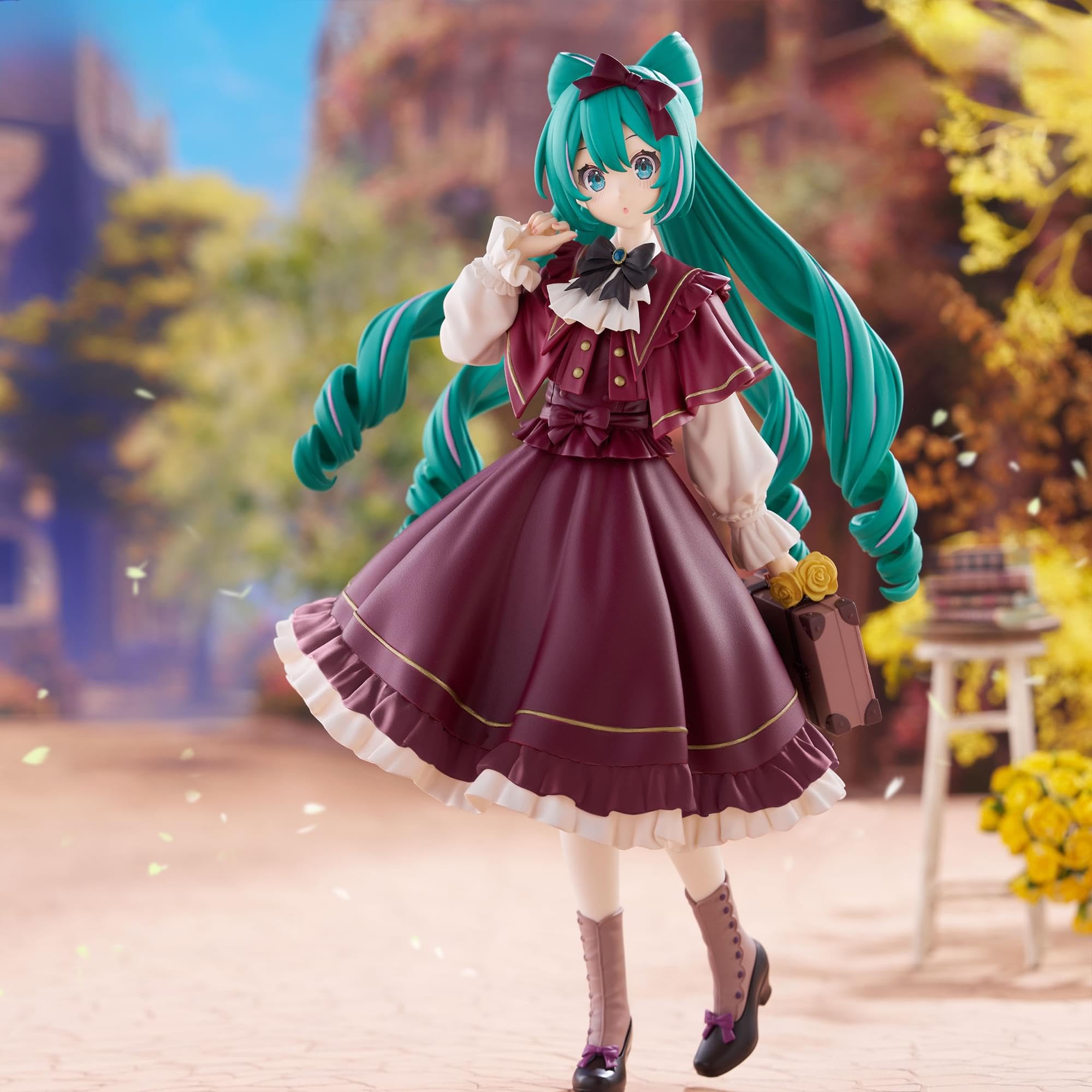 Amazon.com: Furyu Hatsune Miku Trio-Try-iT Figure -Classical Retro