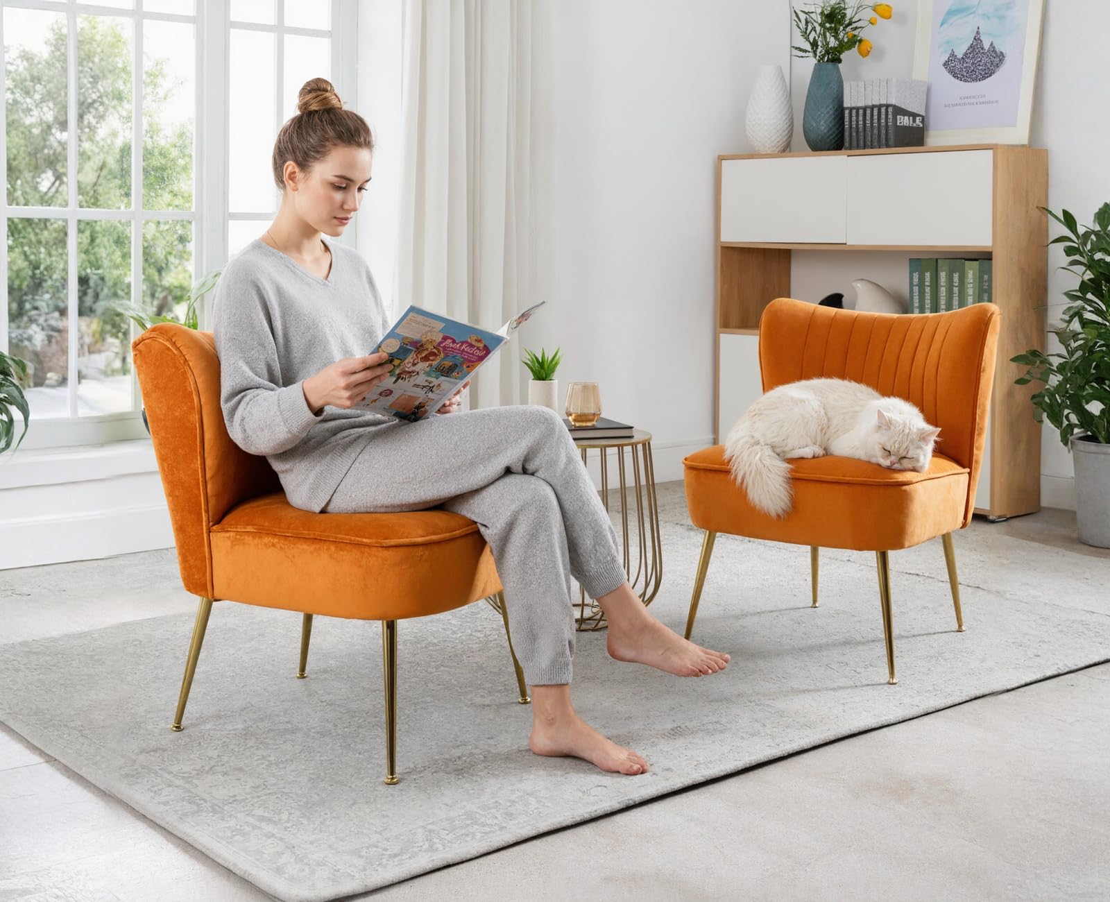 Ya-Home Poltrona Imbottita in Velluto Sedia da Salotto Poltrone Salotto con Gambe in Metallo Dorato Poltroncina Moderna per Camera da Letto/Soggiorno, Arancione