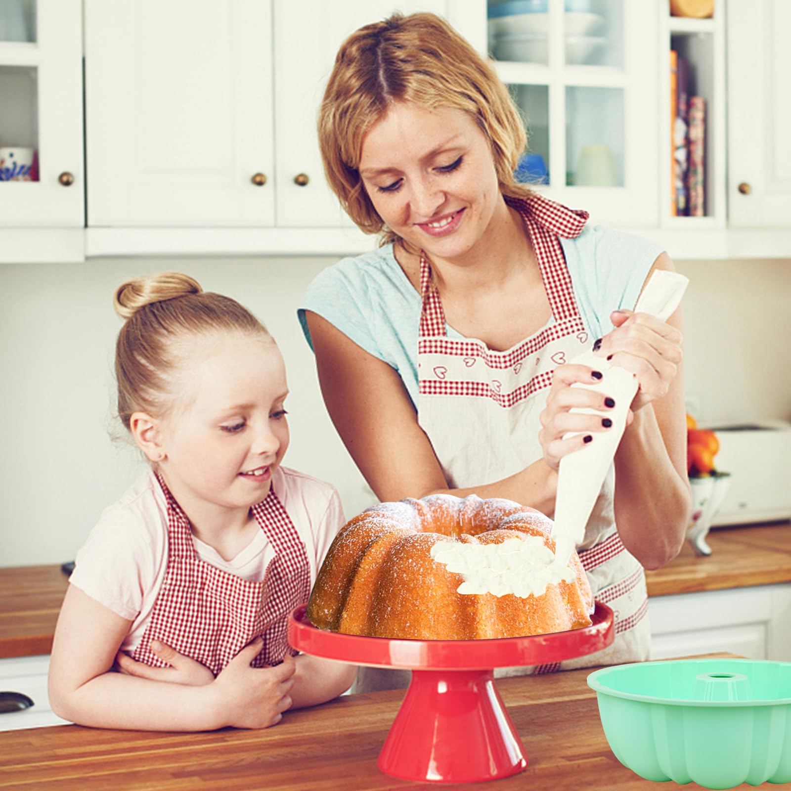 Pound Cake Pan 10-Inch Non-Stick Silicone Perfect For Baking