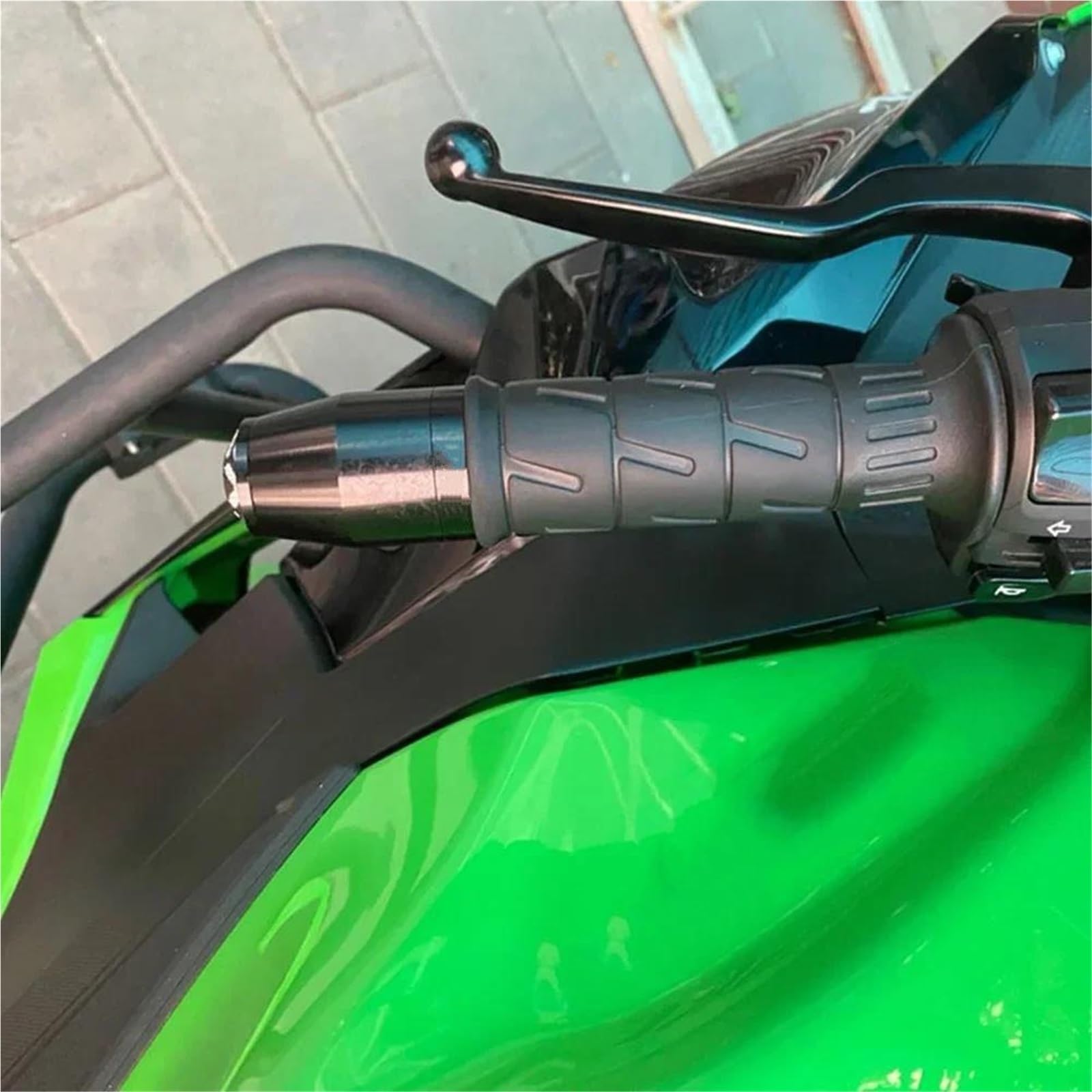 Accesorios para Motocicletas Accesorios CNC para Motocicleta para KYMCO AK 550 (2017-2020): Puños, Topes De Manillar Y Tapones Dorados Antivibración(Grey)