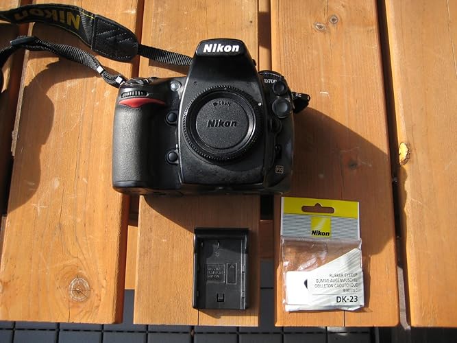 Nikon デジタル一眼レフカメラ D700