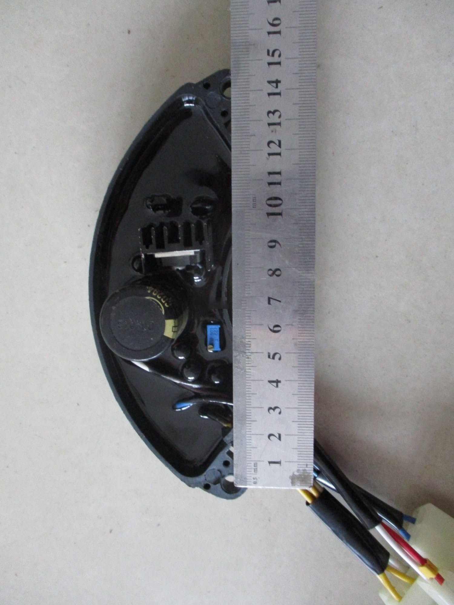 Spannungsregler kompatibel mit KT204DQ 3B Dreiphasen-8-Draht-AVR