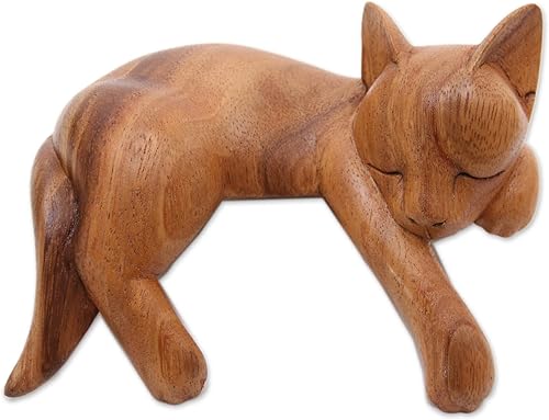 Miniatura 2 de NOVICA Escultura artesanal de madera hecha a mano, acabado natural, gato dormido de Suar de Bali Brown Indonesia con temática de animales,