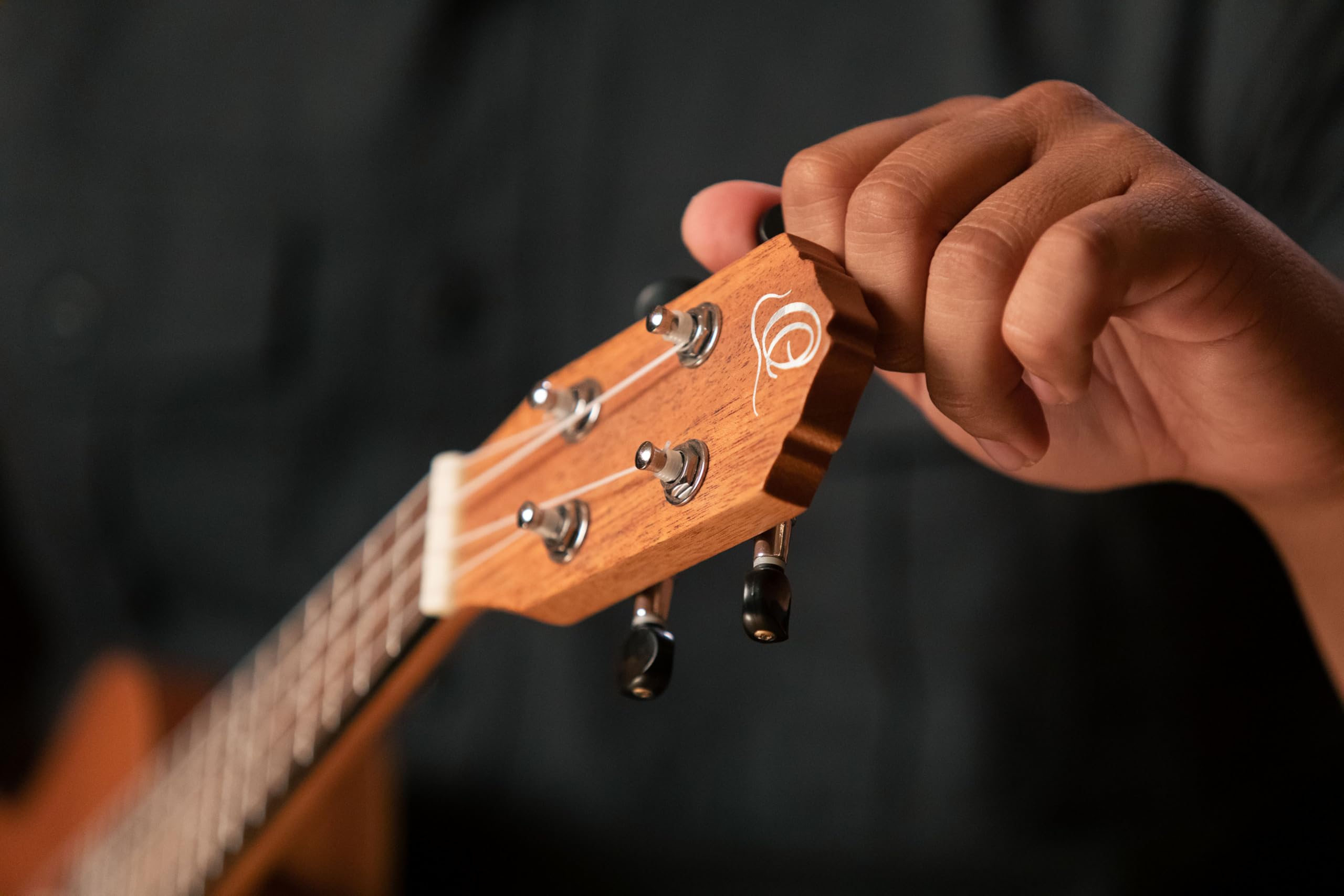Ortega Guitars Ukulélé Concert Acoustique – Série Timber – Housse Incluse – Sapele, Naturel (RFU11S)