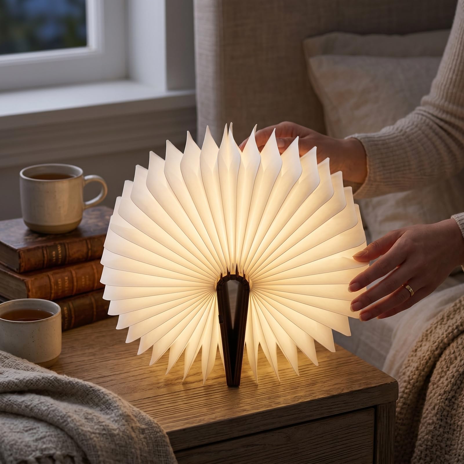 Fockety Lampada da lettura a LED pieghevole, ricaricabile tramite USB | Legno, luce calda 3000K-3500K, chiusura magnetica, batteria 2,5 W 1200 mAh, ricarica tramite USB Type-C, compatta per i