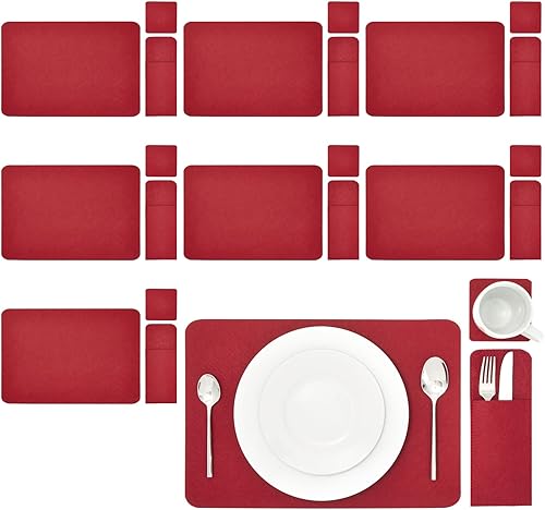 Juego de 8 manteles individuales de fieltro para mesa de comedor y decoración de cocina con posavasos y bolsas de cubiertos (rojo oscuro, 24 piezas)