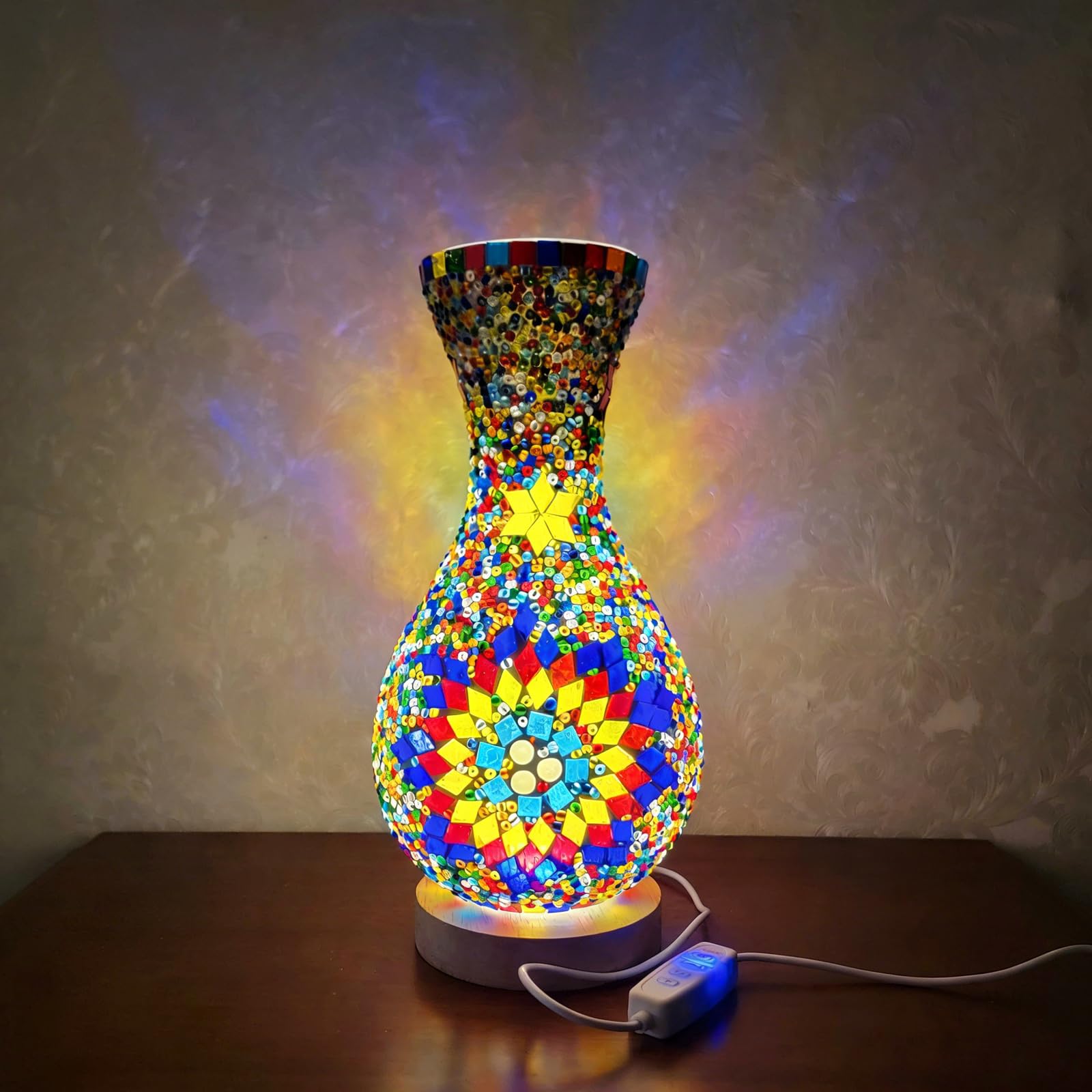 Creative Vase Lamp Mosaic Handmade Luxurious Vintage Bedside Night Light Hotel Clubhouse Tourist Inn Villa Decorative Turkish Glass Vase Ornament