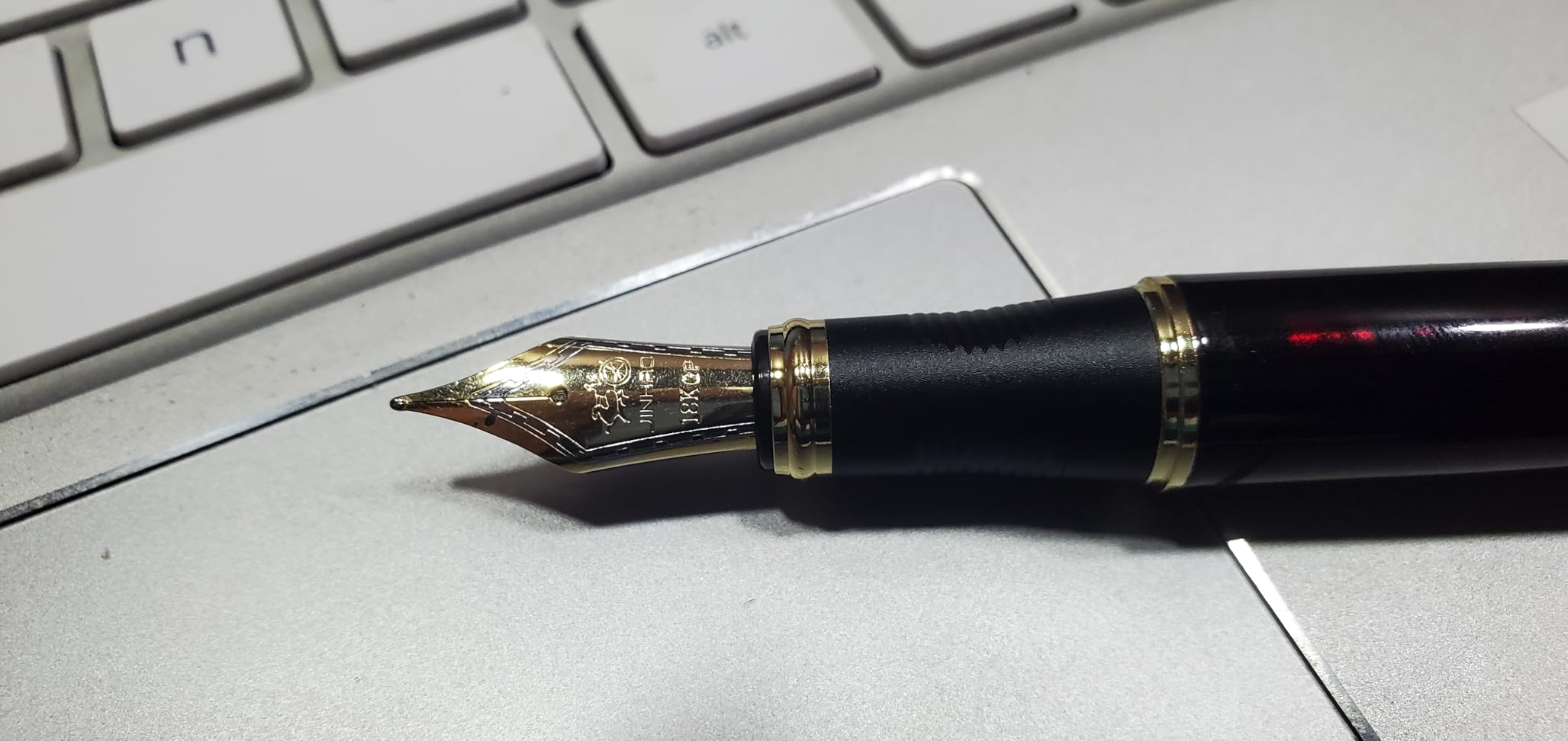 Levin Jinhao X450 Fountain Pen, Gold Trim, Medium Nib, (Red Ice