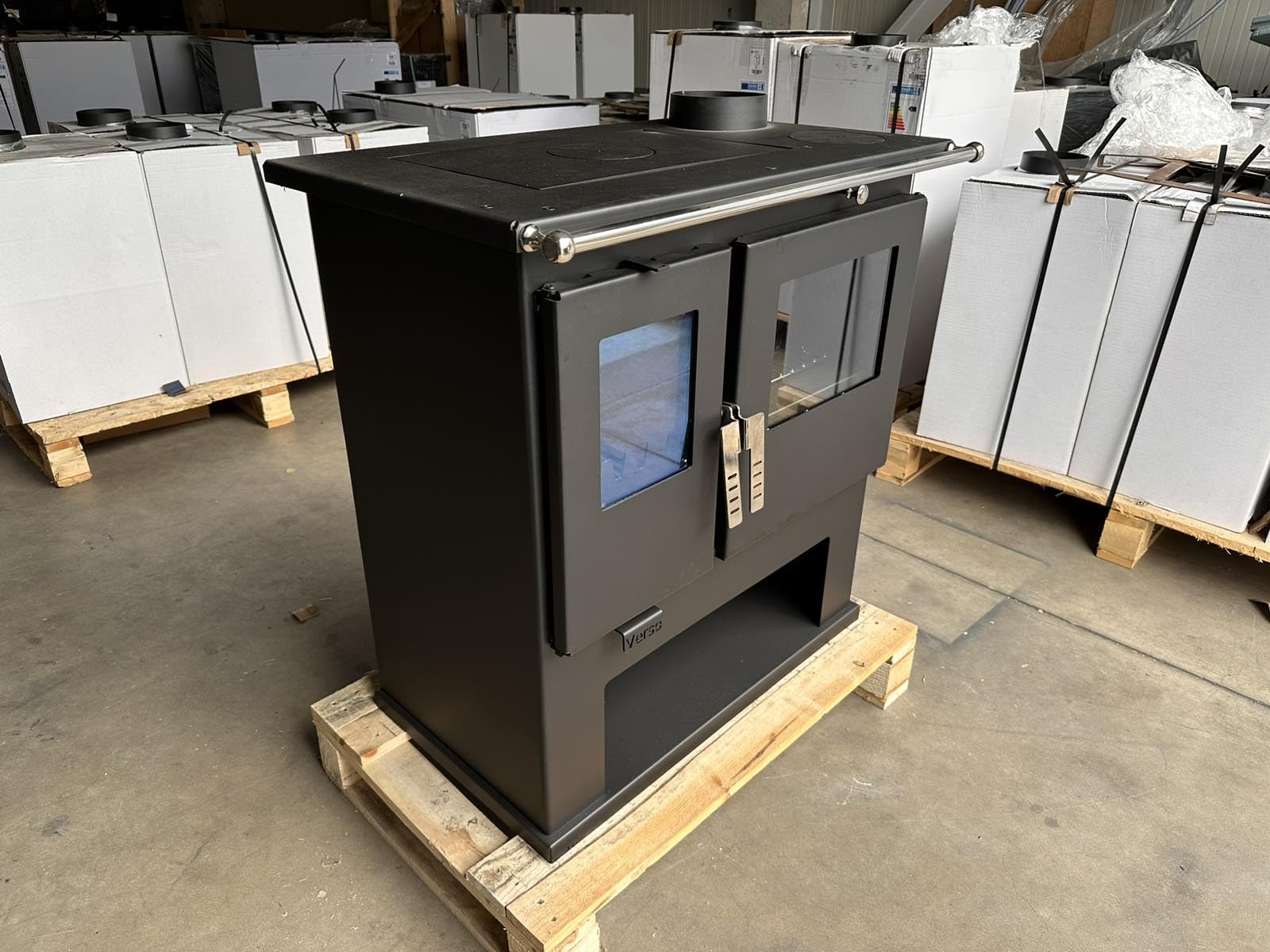 Verso Cs Holzverbrennungs-Kochherd 7.7 kW Küchenofen Schwarz