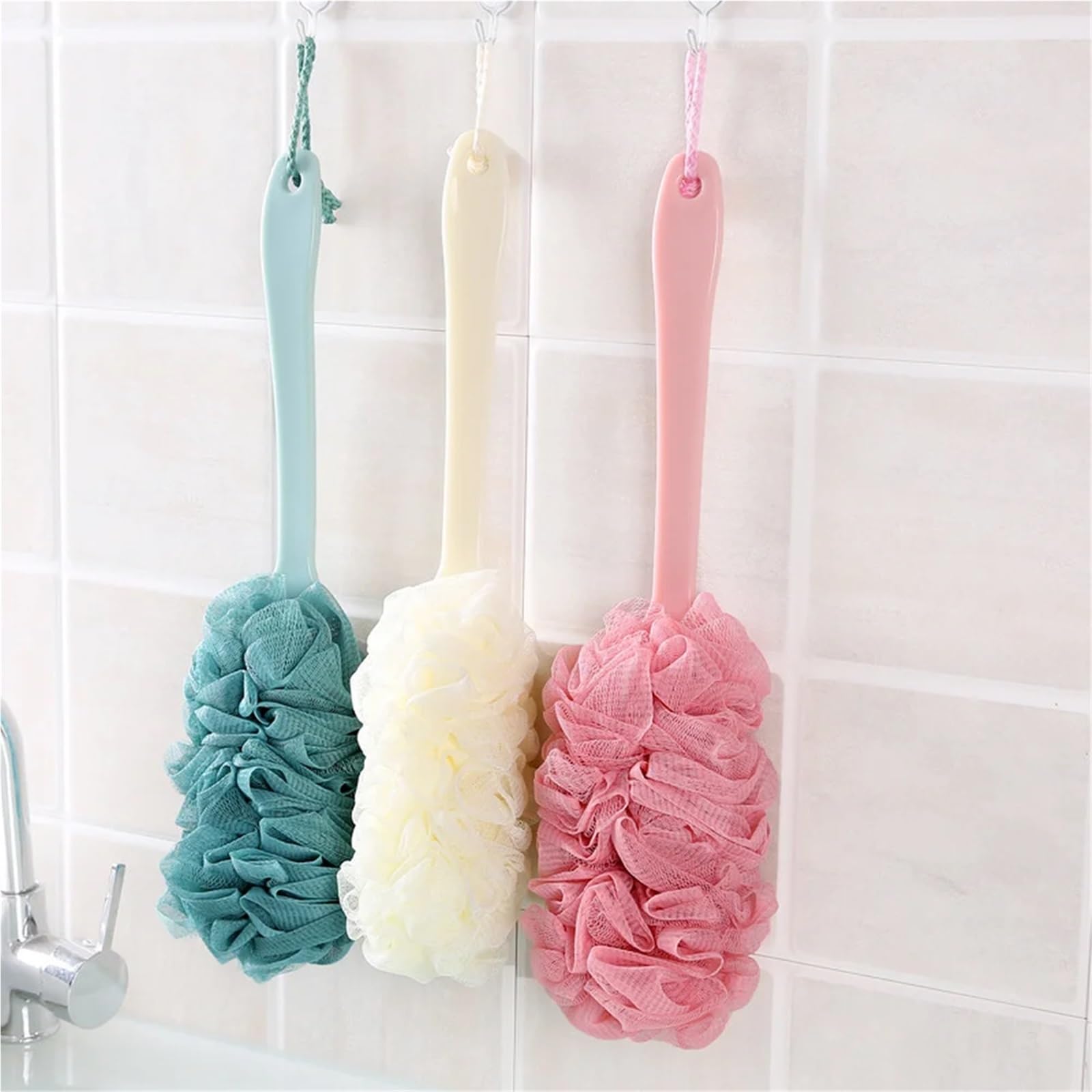 Rückenbürste 2Pcs Lange Griff Zurück Pinsel Körper Wäscher Dusche Hängen Körper Pinsel Schwämme Weiche Mesh Bad Dusche Pinsel Bad Zubehör Für Duschen(Beige)