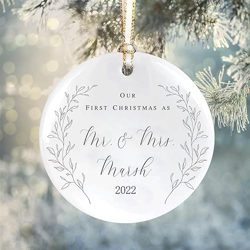 Adorno de boda 2022, nuestro primer adorno casado de Navidad, regalo de boda, primera Navidad como adorno de señor y señora, GIF de boda