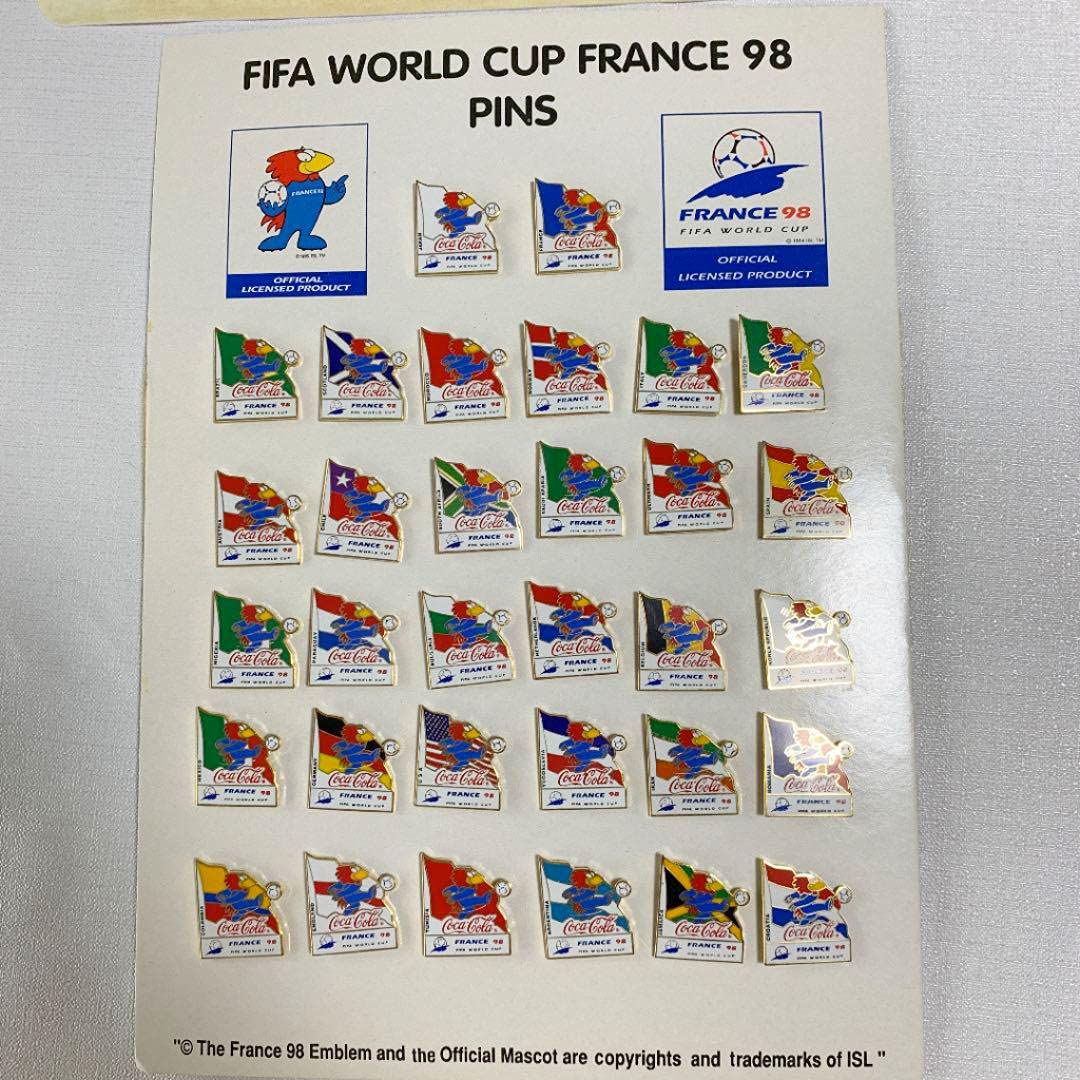 FIFA WORLD  CUP98   32か国&トロフィーピンバッチ Amazon | FIFA WORLD CUP FRANCE 98 ピンバッチ32個セット