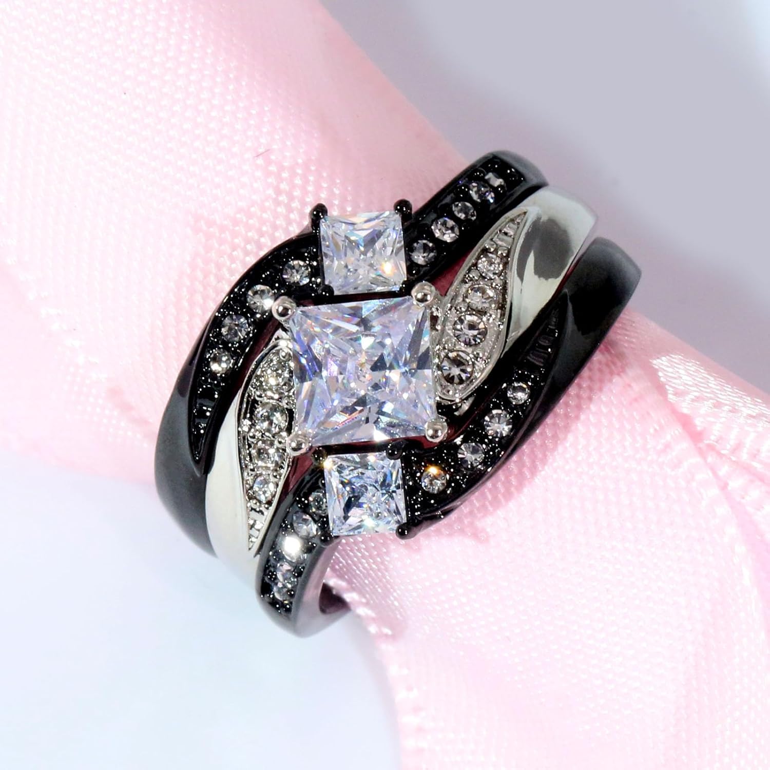 ringheart Couple Rings Black Matching Ring 1.5CT AAA CZ 3pcs Women Wedding Ring Sets for Him and Her Rings Men Band