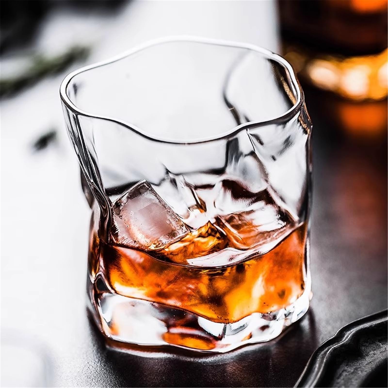 Unregelmäßige gedrehte Whiskygläser, 10,5 oz, schwerer Kristallbecher for Cocktails, Saft