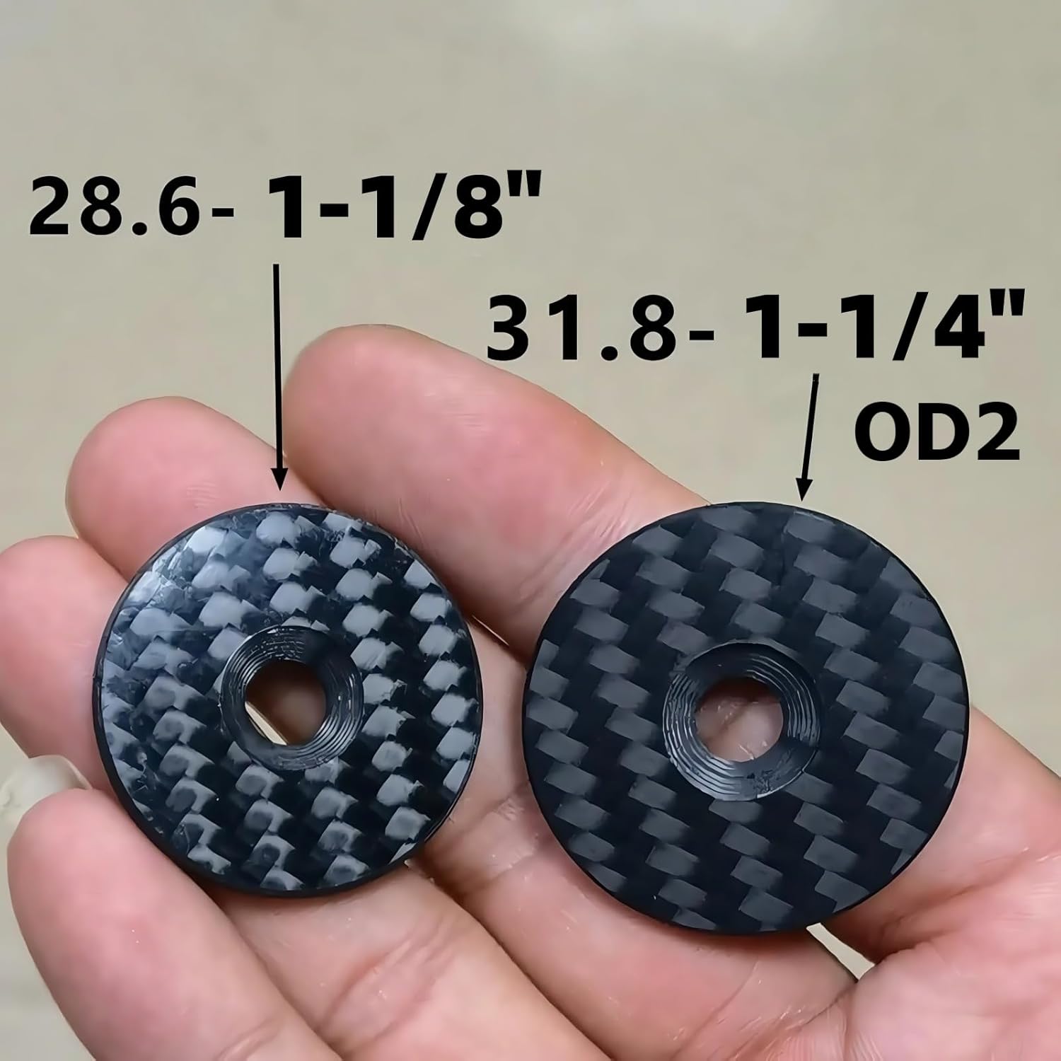 Carbon Bicycle Stem Headset Top Cap Cover, Bike Headsets Caps 28.6/31.8mm OD2 with W/M6*30mm Titanium Bolt&Screw, for 1-1/8 1-1/4 MTB Mountain Road Bikes Forks Steering Tube
