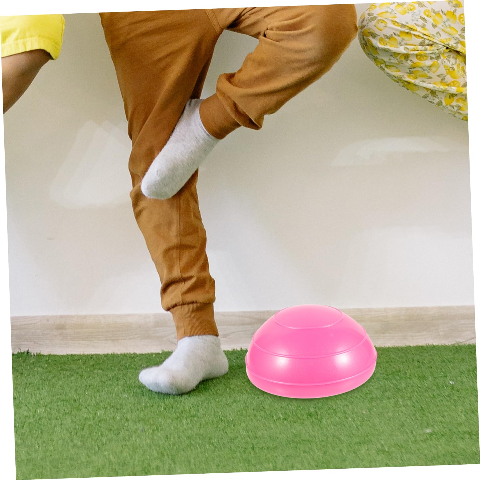 Garneck Half Massage Ball for Durable Semicircle Yoga Ball for Balancing and Gym Training Fun and Reliable Fitness Tool for Exercise and Massage for Pregnancy and Family Activities