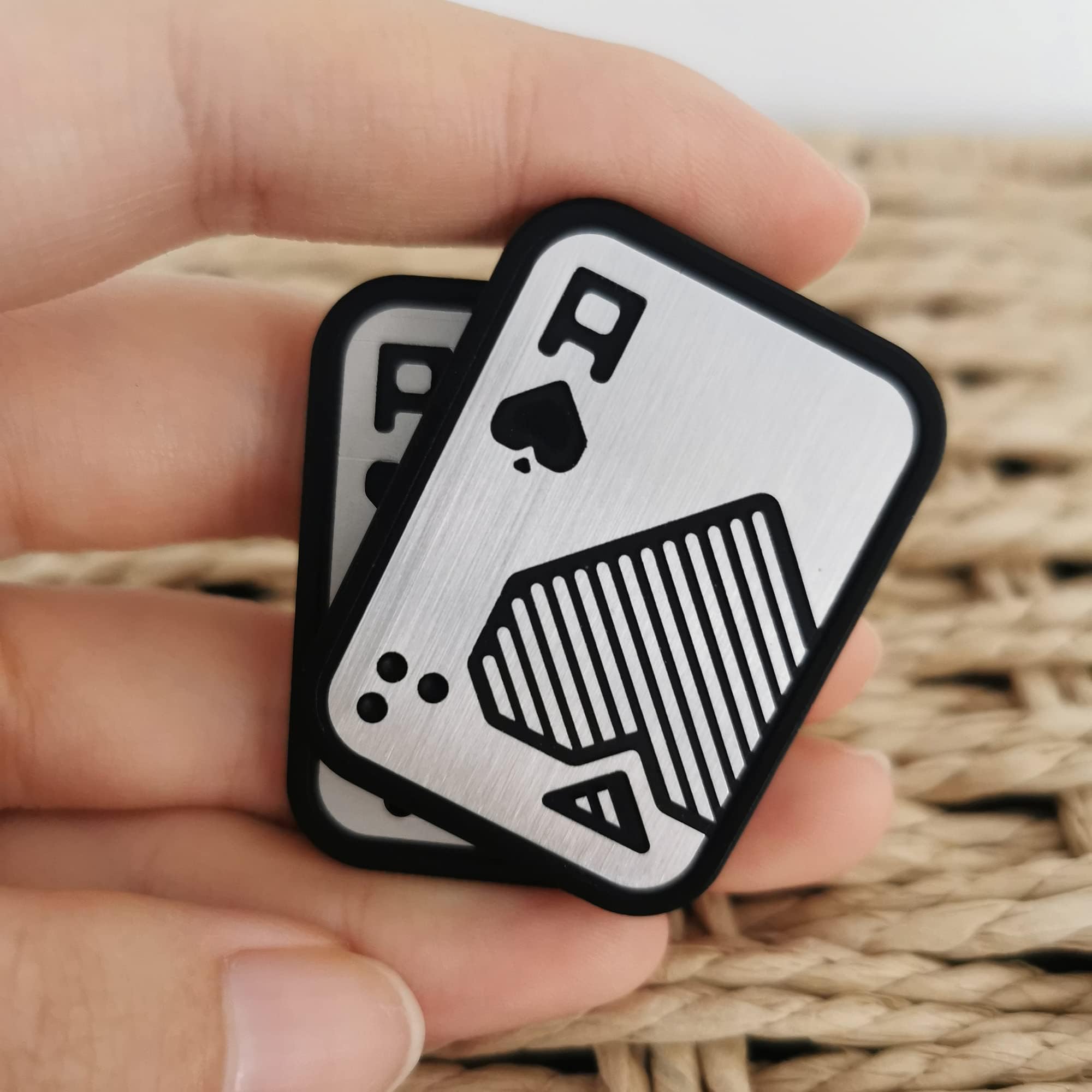 2022 LAUTIE Shuffle Fidget Slider Haptic Coin Stress Relief Toy ADHD Metal Spinner Adult EDC Leisure Fidget Toy Magnetic Blocks