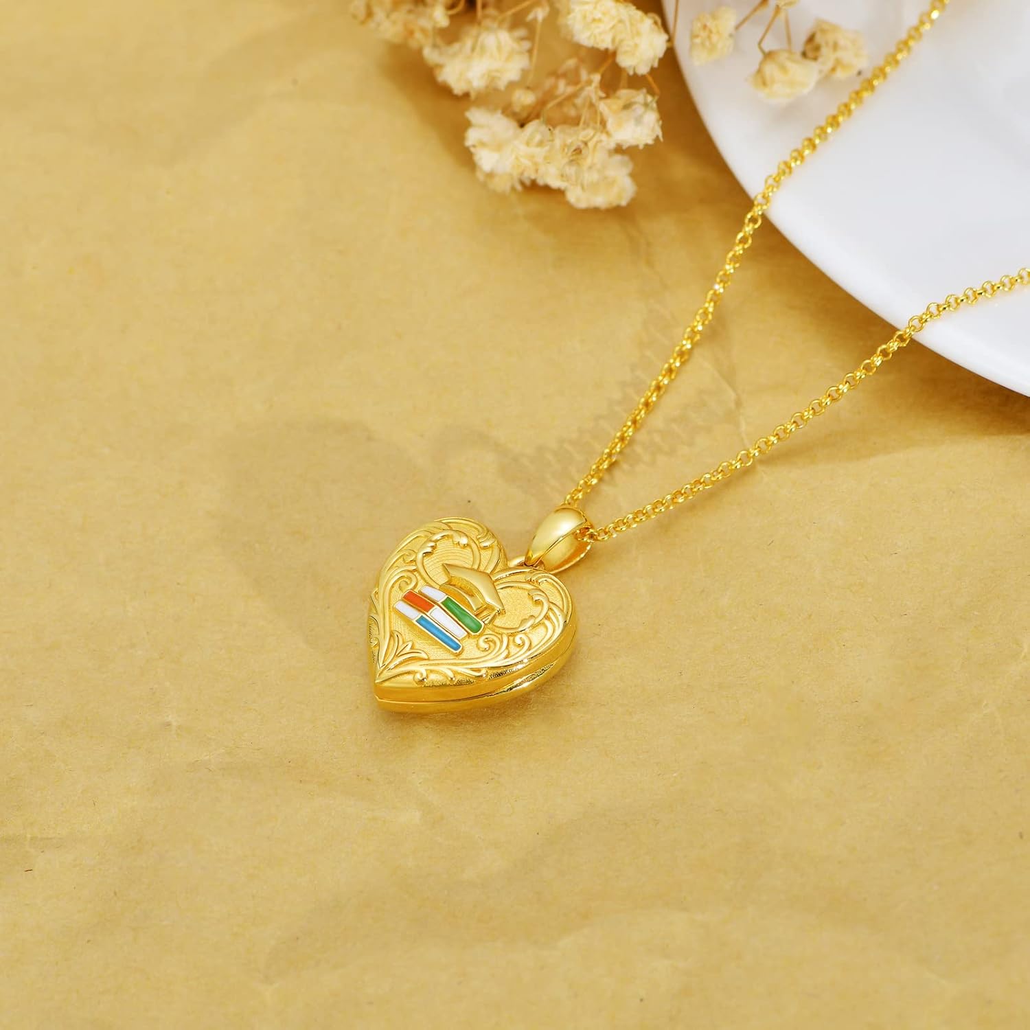 SOULMEET 10K 14K 18K Solid Gold Heart Locket That Holds Pictures Personalized Sunflower/Starburst/Cross/Rose/Wings/Lotus/Butterfly/Turtle/Celtic Locket Necklace Gift for Women Men