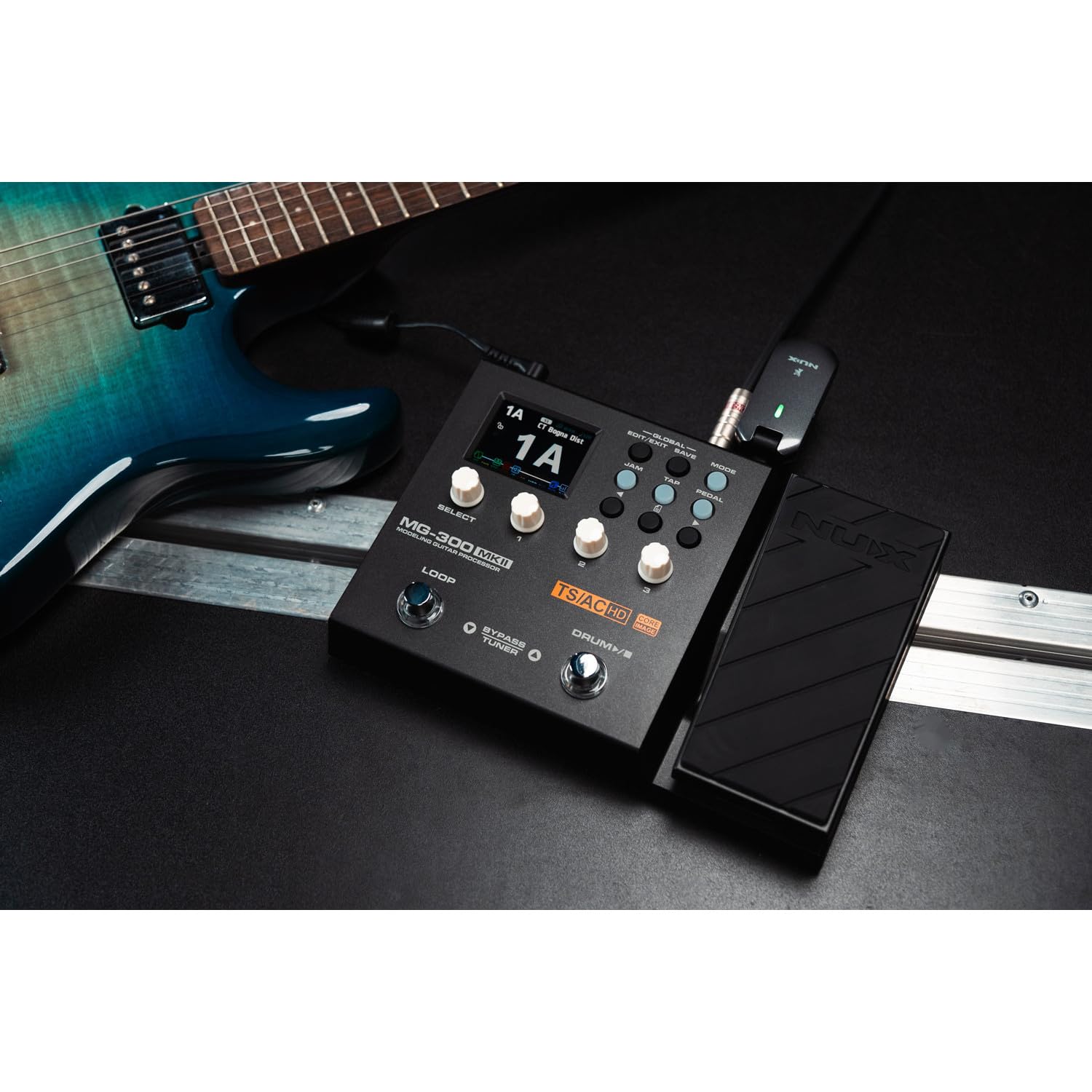 NUX | MG-300 mkII Pedale multi-effetti per chitarra | Modellazione amplificatore, interfaccia audio USB, pedale di espressione, IR Cabinet Sim, Jam Drums, Looper & Quicktone Software