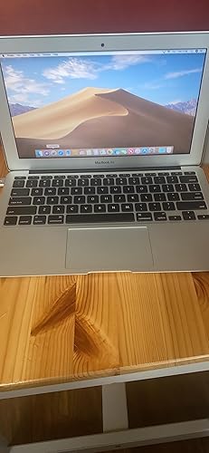 Apple MacBook Air 11-inch Laptop (Core i5 1.4GHz, 4GB RAM, 256GB