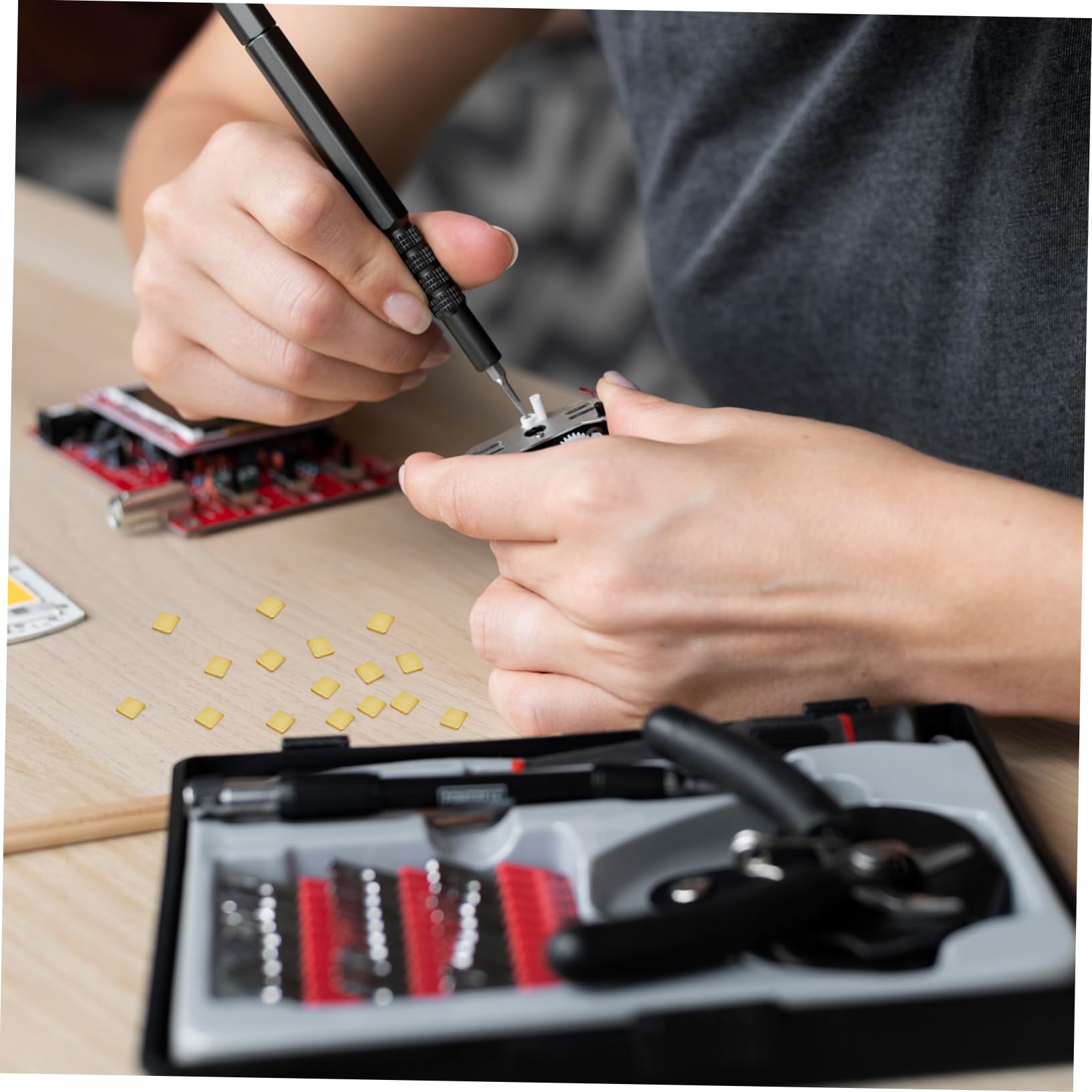 IMIKEYA 150 Pcs Jewelry Solder Chips Solder for Jewelry Making Plated DIY Supplies