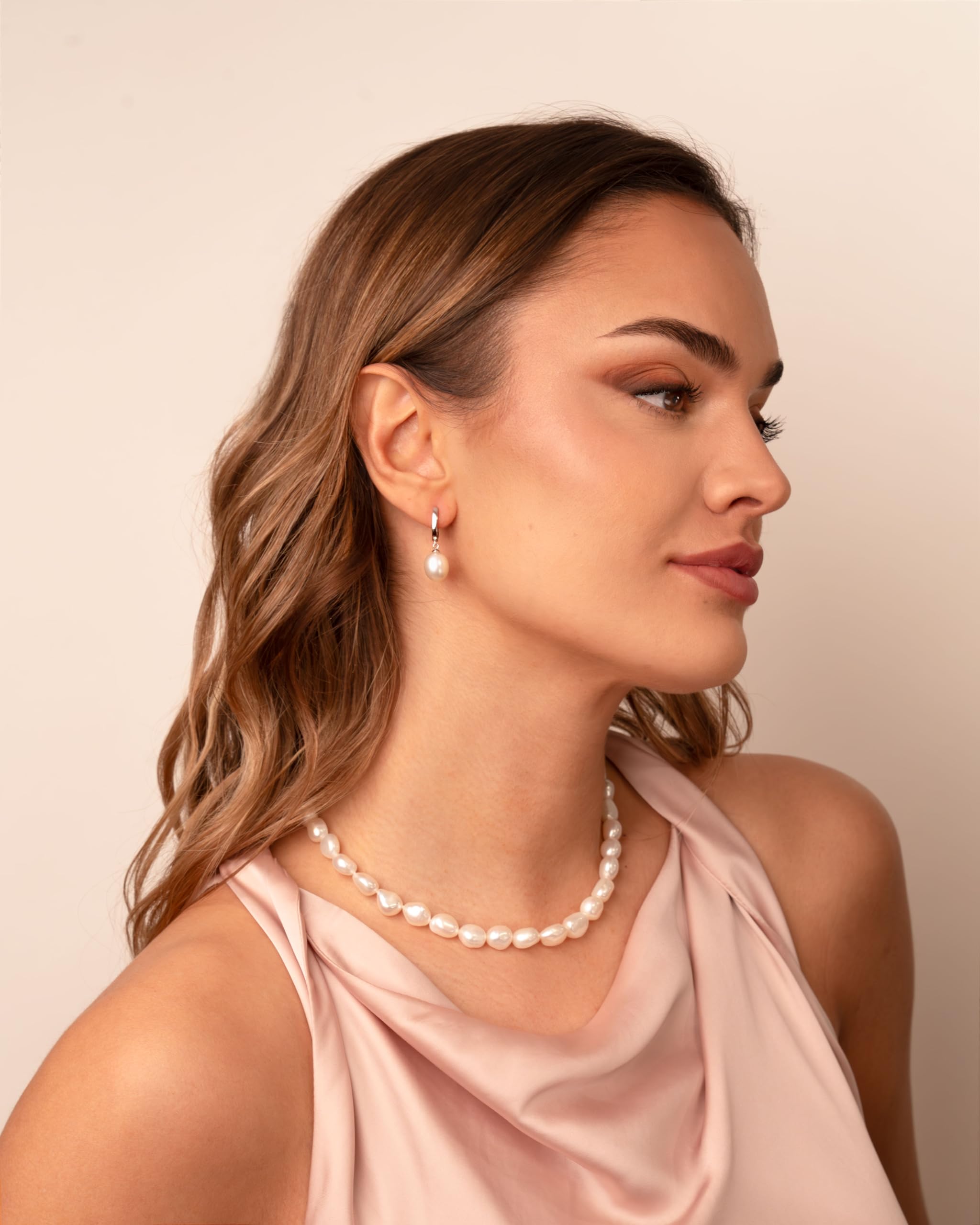 Damen Perlenkette Süßwasser-Zuchtperlen - Secret & You - Barockperlen von 9 bis 10 mm - Perlen in natürlicher Weiß, Rosa- und Orange - 42 cm lang