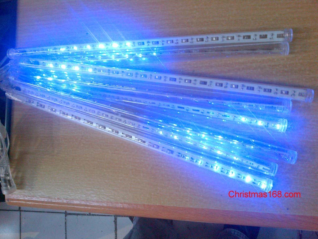 Perfect Holiday MTR-30B Snowfall Meteor Light, Blue
