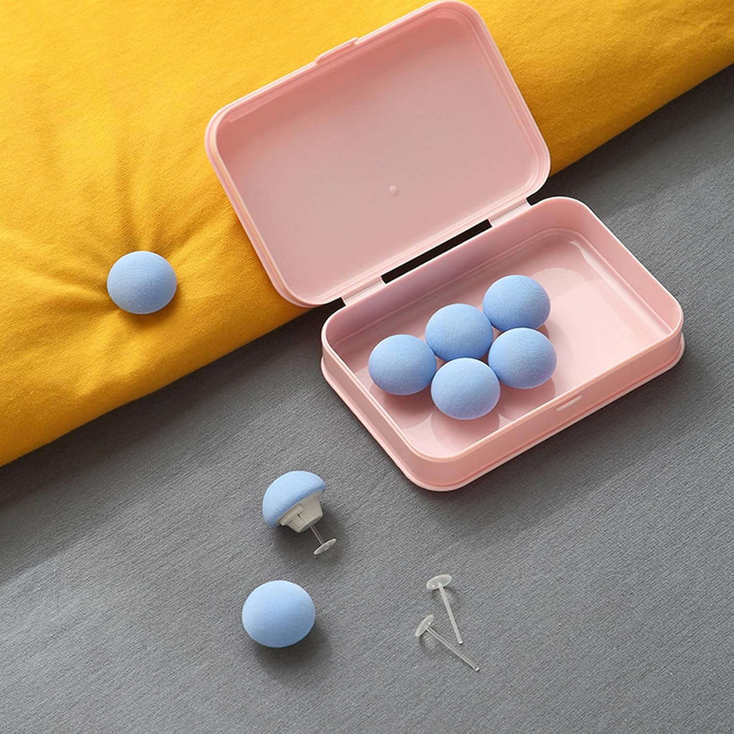 16PCS/Box Duvet Clips Duvet Cover Pins Mushroom Quilt Holder Clip, Non