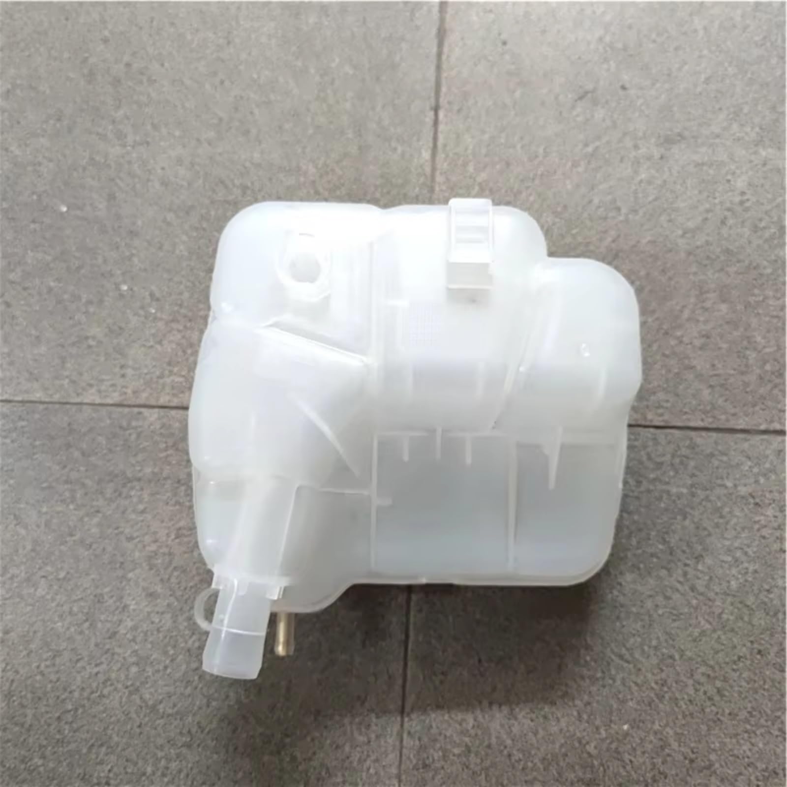 Serbatoio del Liquido di Raffreddamento per Buick Excelle GT 2009-2014, Serbatoio di espansione del Liquido di Raffreddamento antigelo con Tubo in Rame.