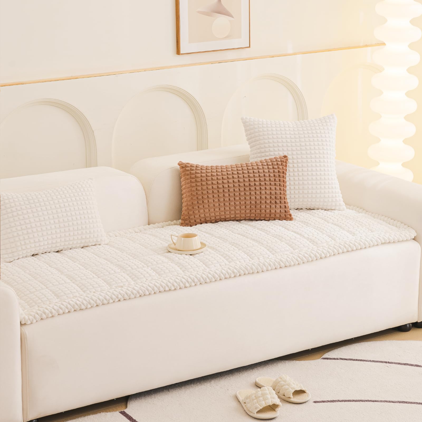 Npetrsnug Couch Cover for Dogs Washable, Soft Flannel Dog Couch Cover Protector, Non Slip Pet Couch Covers for Sofa, Couch Protector for Dogs (White,