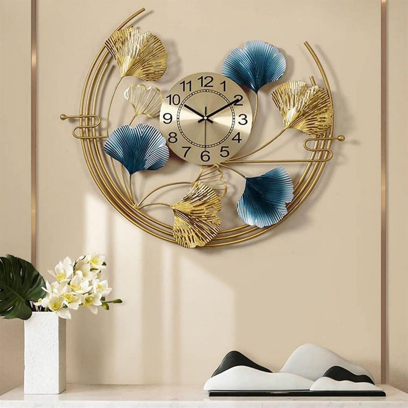 Horloge murale moderne grande silencieuse en métal 3D design ginkgo de luxe pour salon