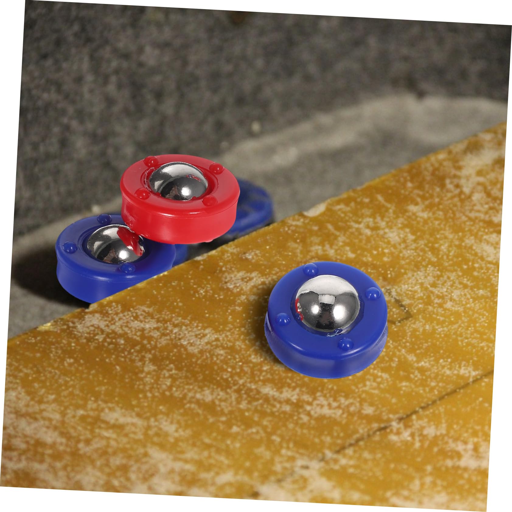 iplusmile 24 Stück Shuffleboard Pucks aus Stahl und Kunststoff für Desktop Interaktives Kleiner Bowling Spielset mit Ausreichend Pucks für Stundenlangen Spielspaß