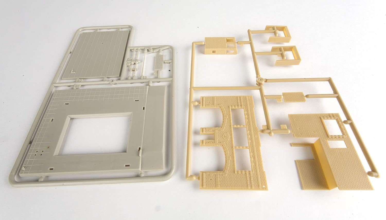 Life-Like Trains N Scale Building Kit -Volunteer Fire Company