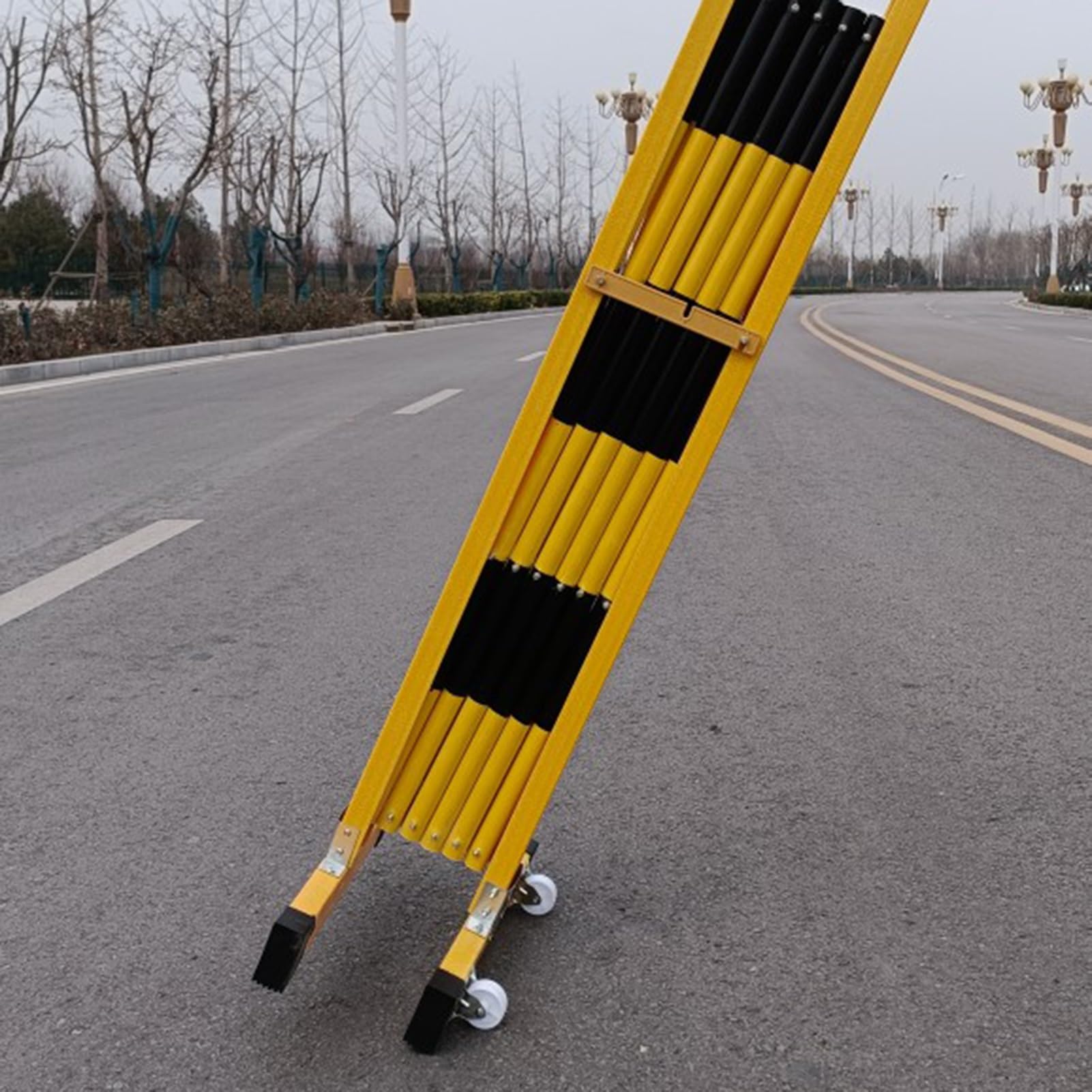Puerta de barrera plegable portátil retráctil, color negro, 120 x 200 cm, ideal para calzadas, seguridad vial, control de acceso de garaje, duradero y fácil de usar