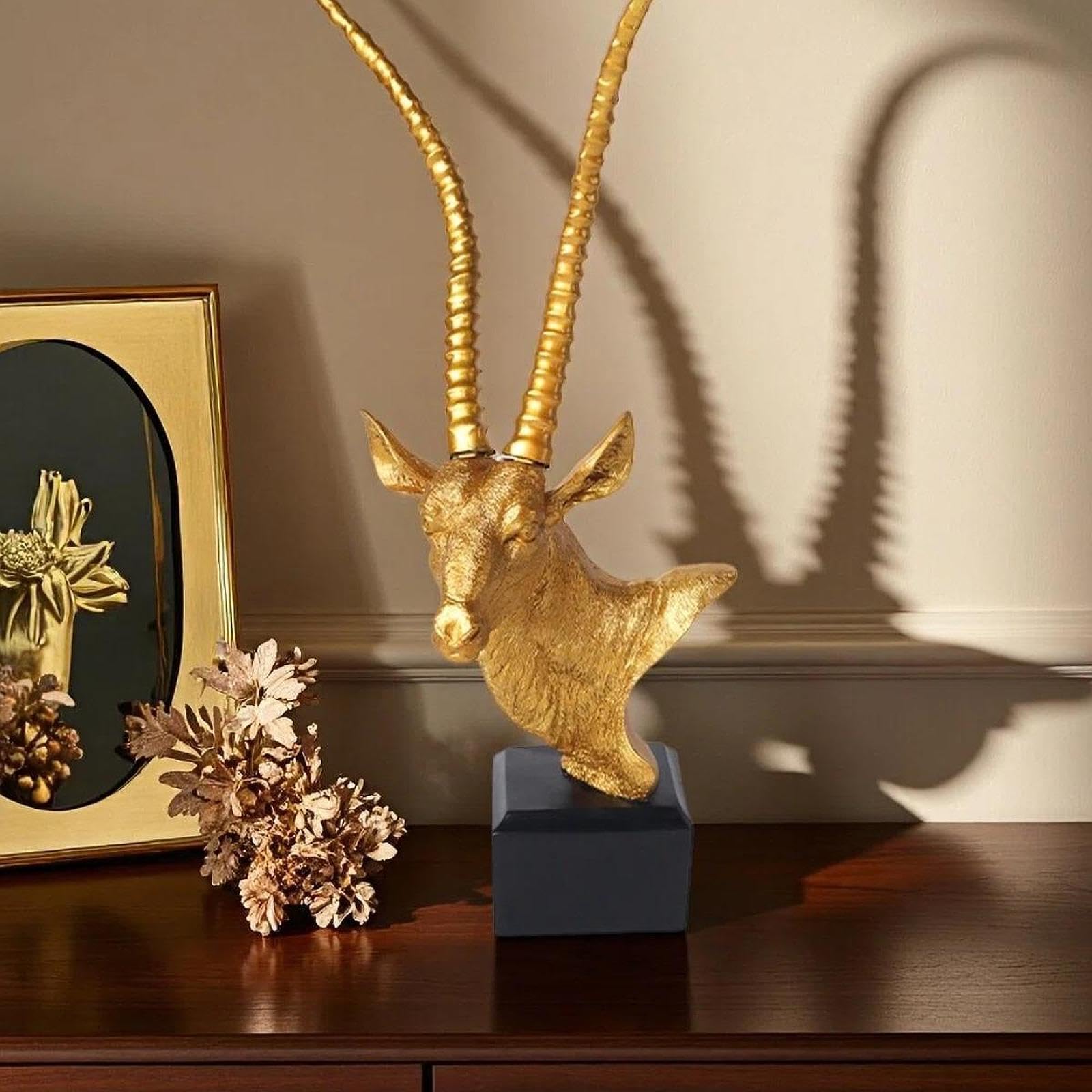 Qianly Scultura di Testa di Antilope, Oggetto da Collezione, Realistica, Decorativa, Statua di Animale da Scrivania per Libreria, Caminetto, Soggiorno, Mobil, Oro