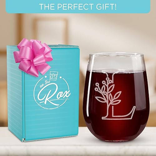 Miniatura 3 de On The Rox Drinks Regalos con monograma para mujeres y hombres  Letra A-Z inicial grabada monograma copa de vino sin tallo, regalo de vino
