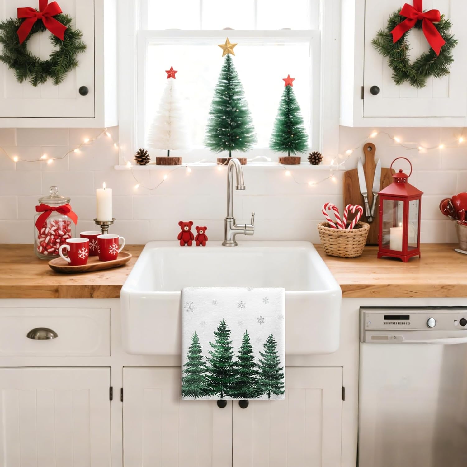 Ouddy Party Merry Christmas Kitchen Towels Set of 4, Green Xmas Tree Snowflakes Merry Christmas Dish Hand Towels Holiday Home Indoor Bathroom Party Seasonal Noel Decorations - Image 4