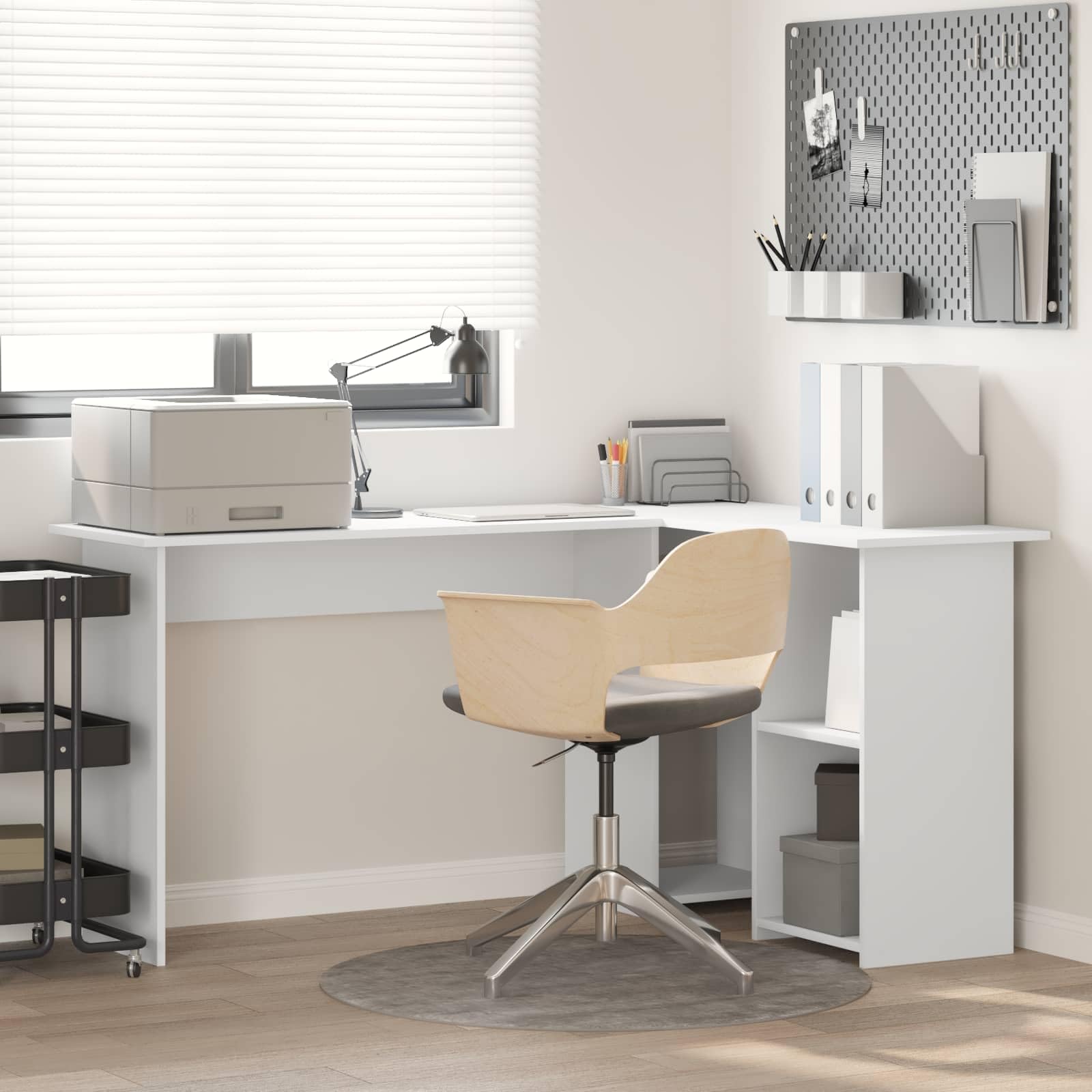 Scrivania angolare bianco legno ingegnerizzato 142 x 102 x 73 cm con ripiano e cassetto per ufficio casa studio smartworking, postazione lavoro PC gaming salvaspazio