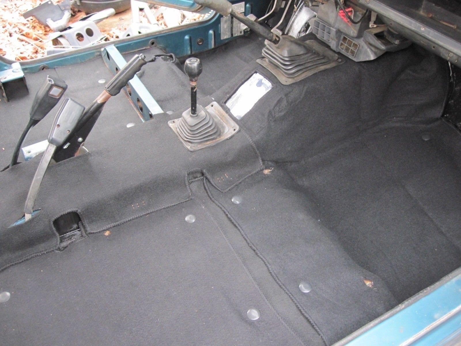 Maruti Gypsy OEM Floor Carpet Kit, Black Interior Carpet Set, Front Side, 4 Piece-image-6