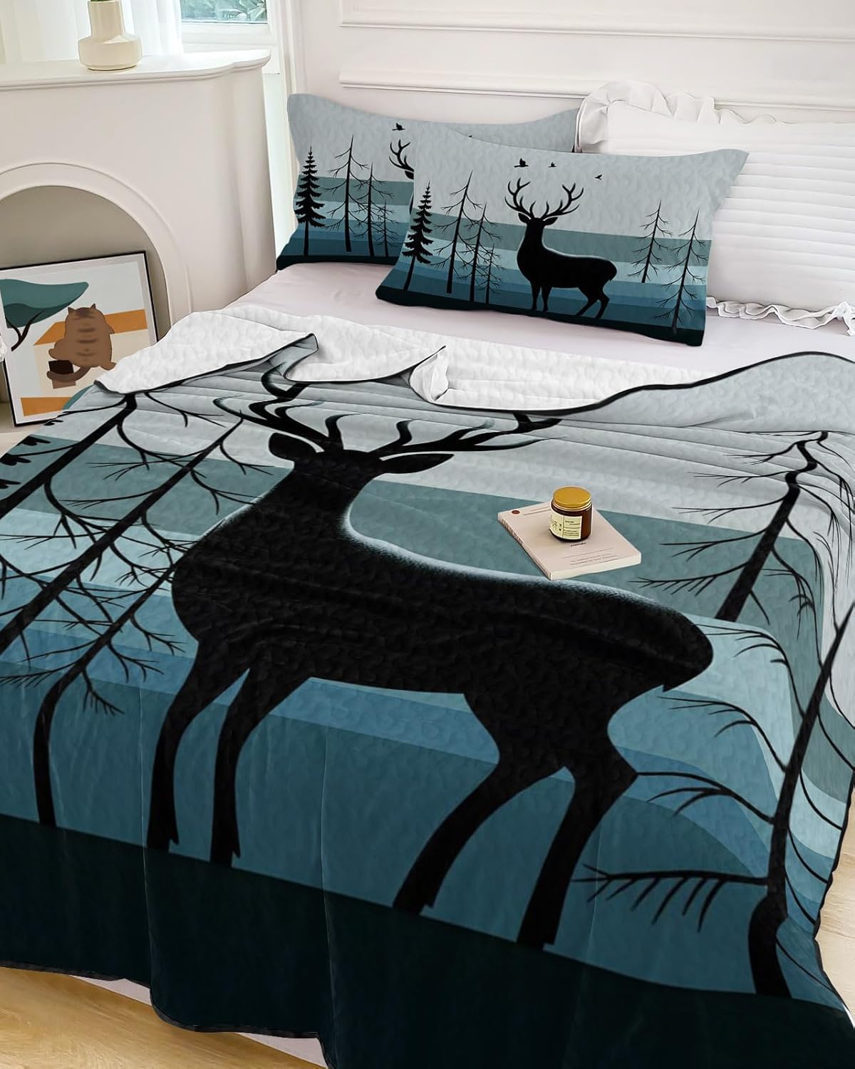 King Size Quilt Set, Forest Elk Silhouette Lightweight Bedspread Coverlet Set Soft Microfiber Summer Quilt with 2 Pillow Shams, Gradient Blue Stripes 3 Piece Comforter Bedding Set